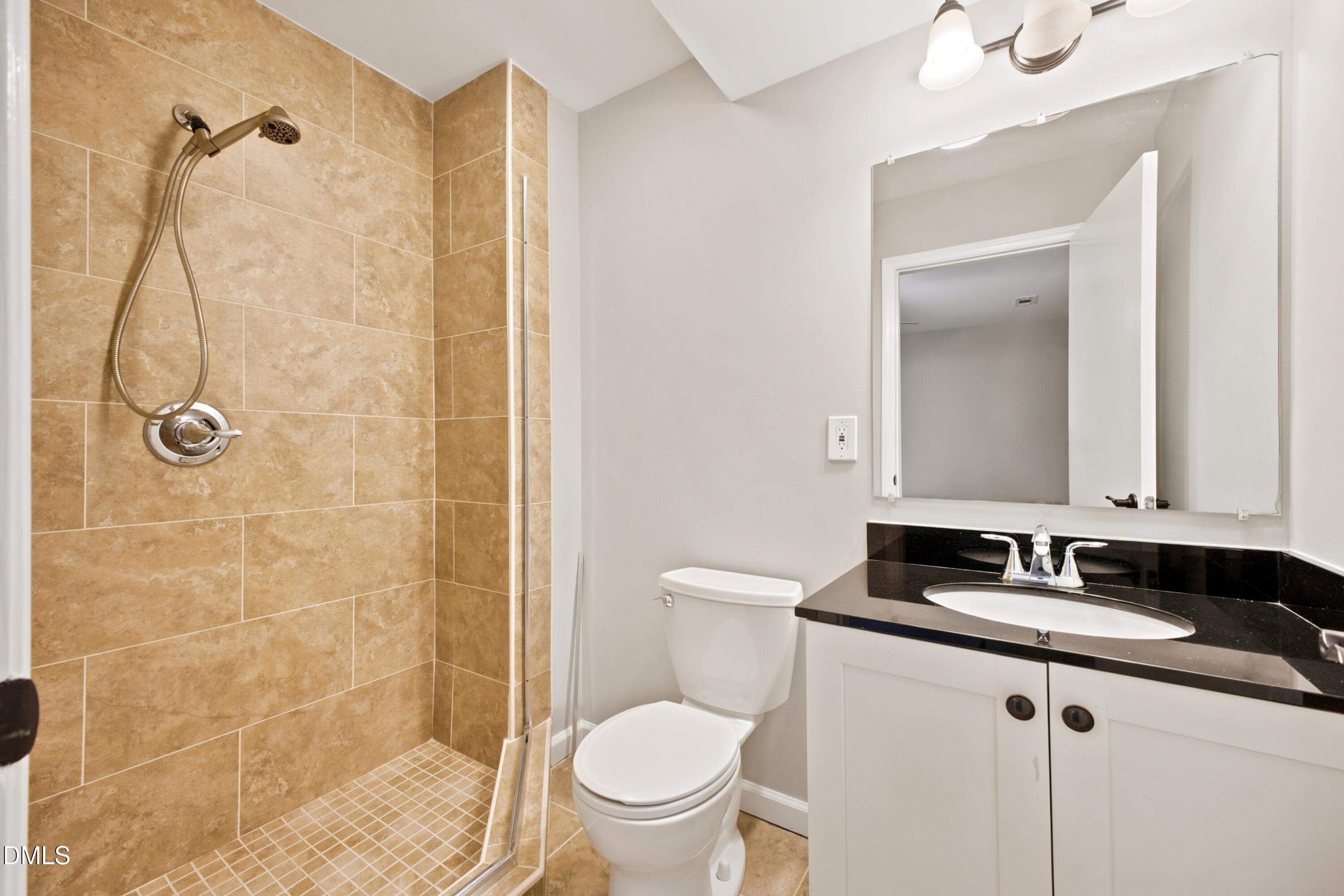 CY1A1425 - 5008 N Glen Drive, Raleigh, NC 27609