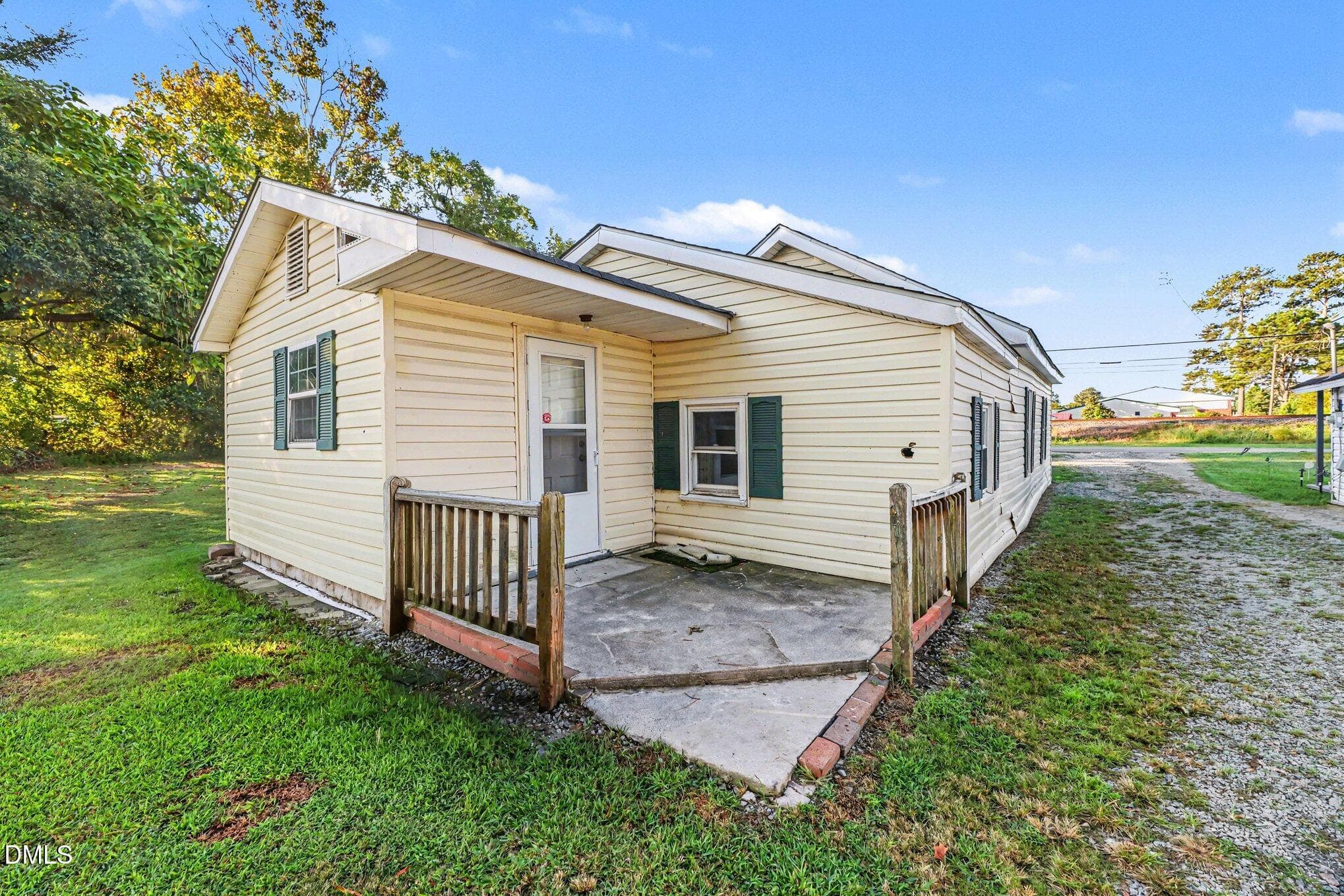 028_file_3190 - 306 W Main Street, Pine Level, NC 27568