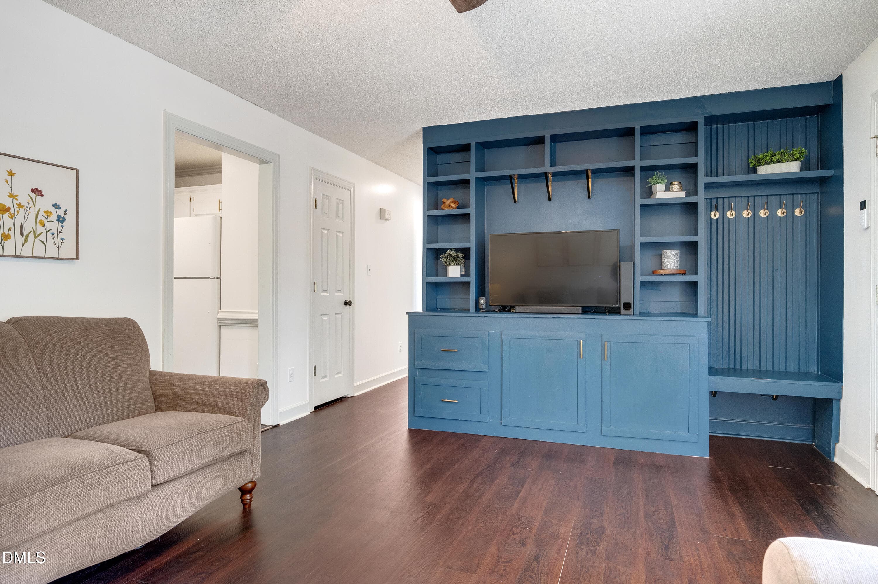 Built Ins - 41 Starcroft Drive, Fuquay Varina, NC 27526, Fuquay Varina