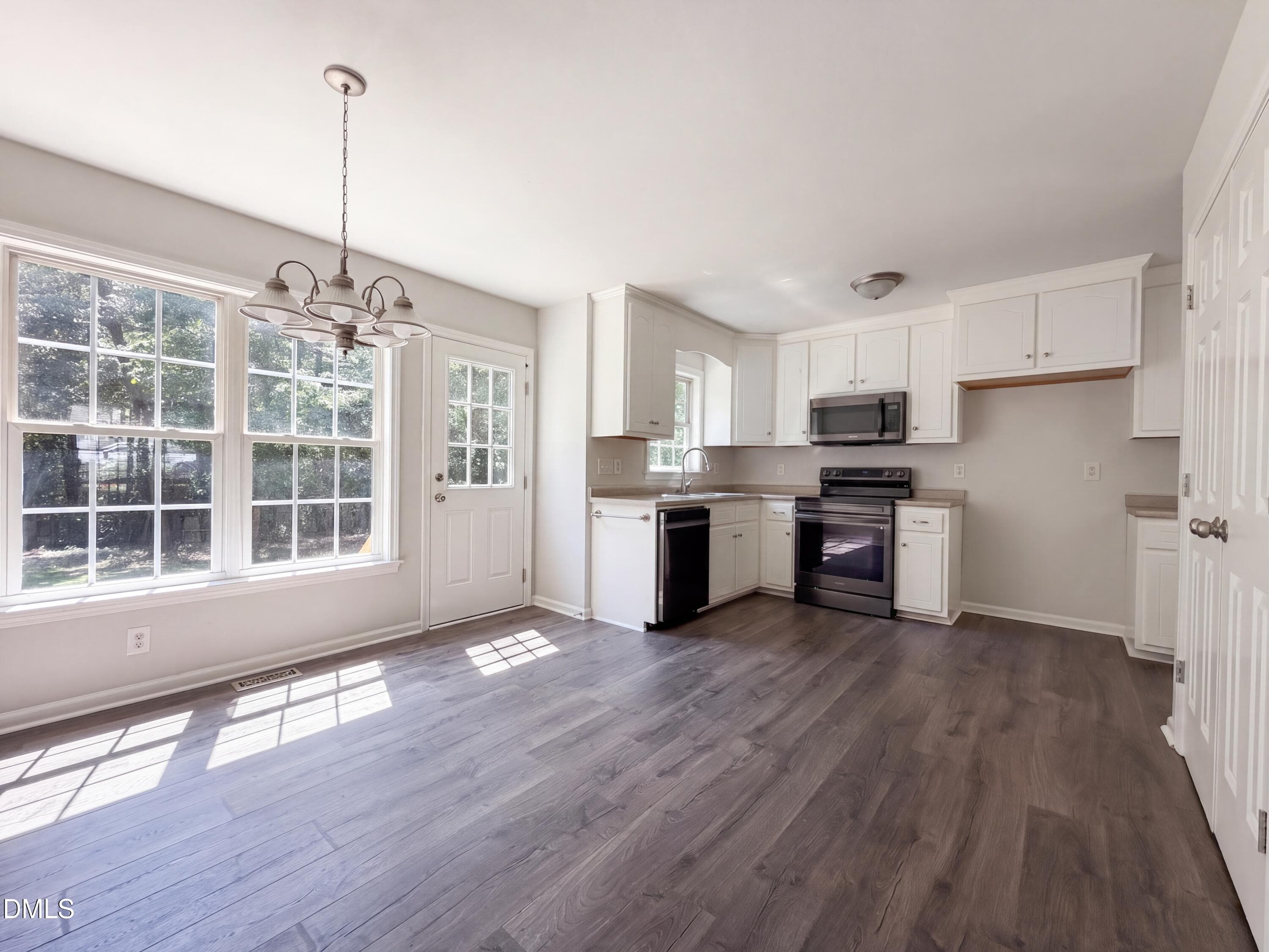 photo_03 - 576 Sunray Drive, Clayton, NC 27520
