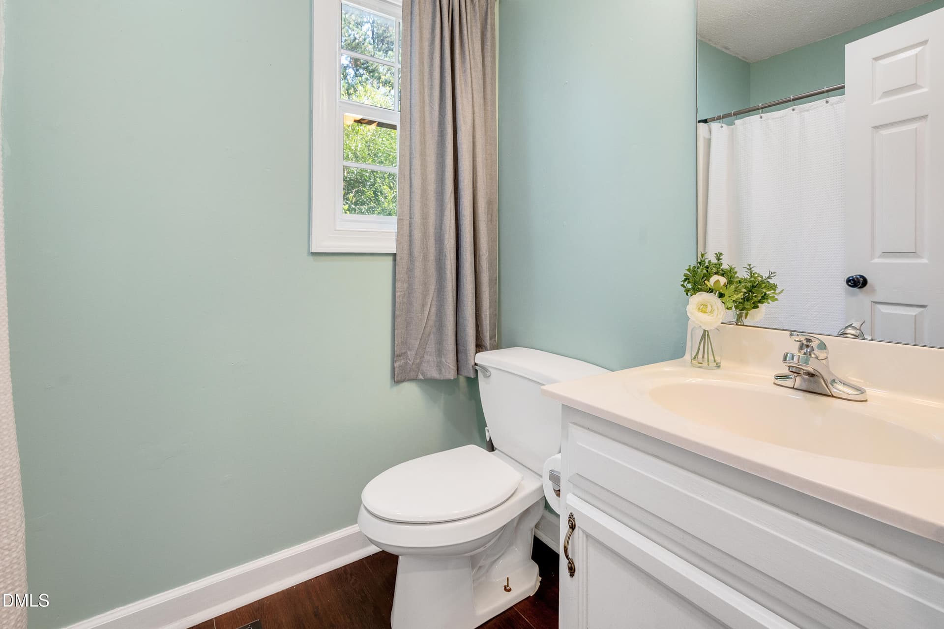 Secondary bath - 41 Starcroft Drive, Fuquay Varina, NC 27526