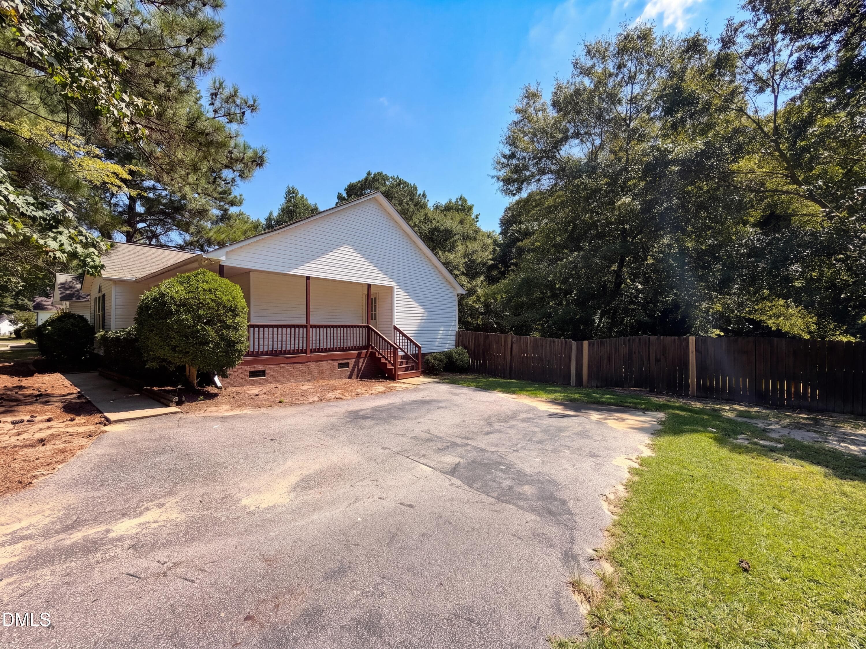 photo_12 - 576 Sunray Drive, Clayton, NC 27520
