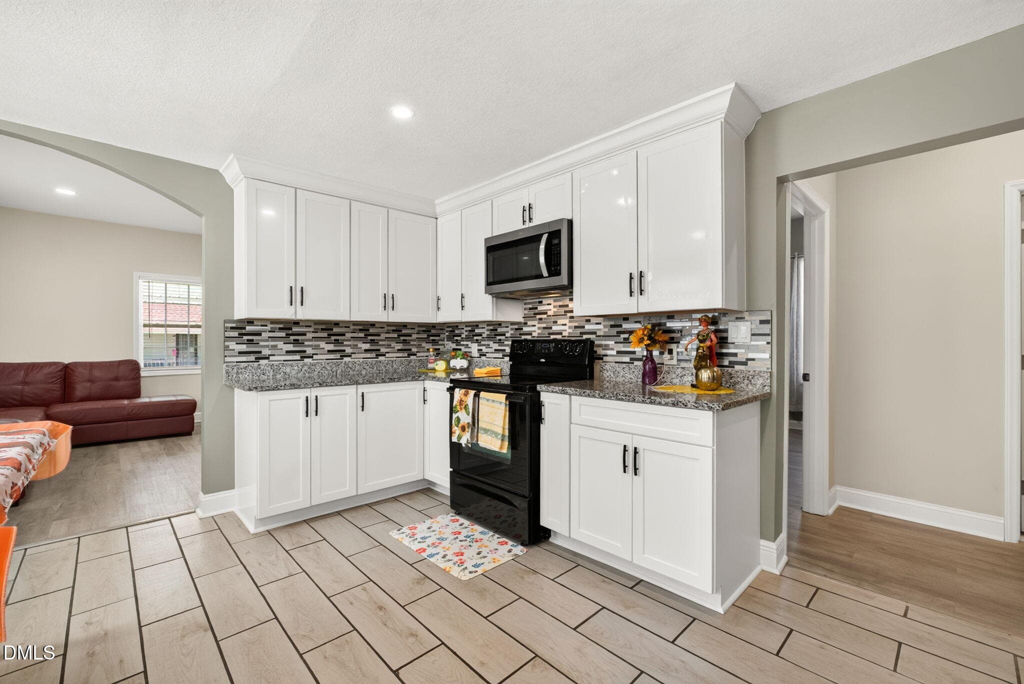 21-web-or-mls-DSC08907 - 928 E Davis Street, Burlington, NC 27215