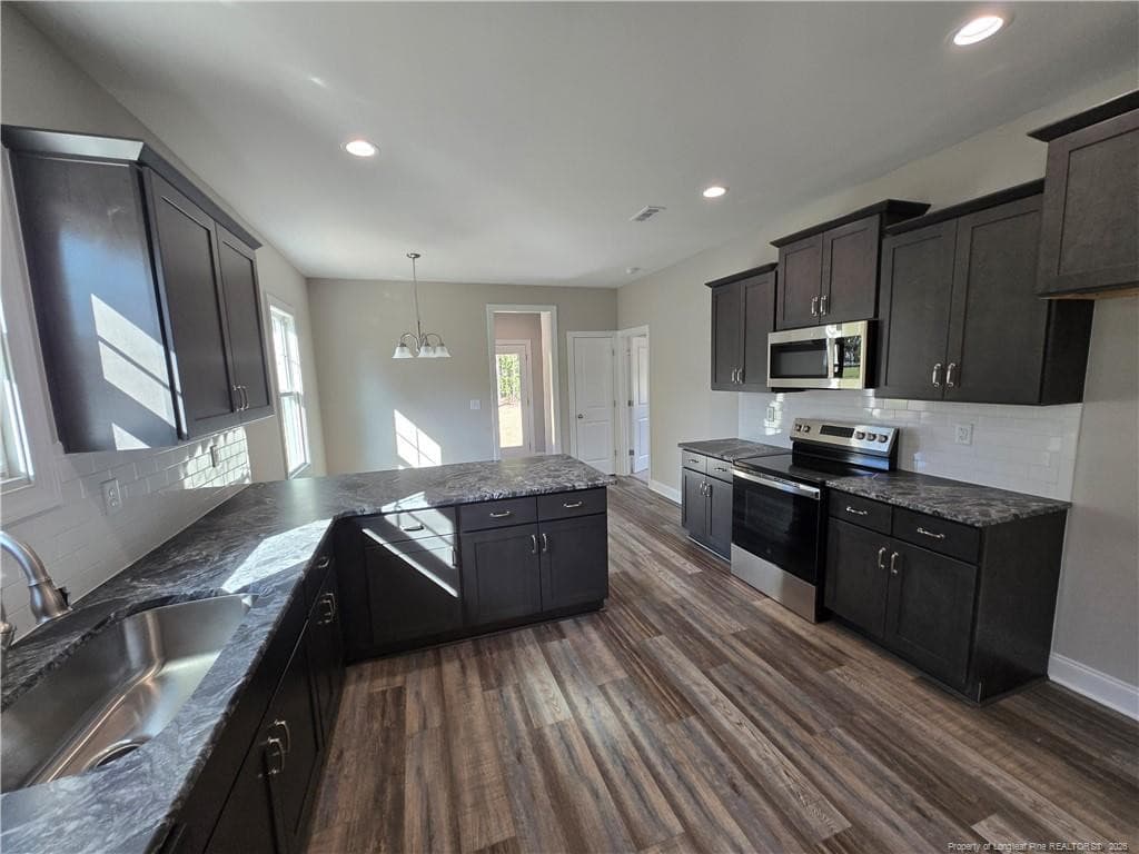 Photo 7 - 198 Jenkins Street, Dunn, NC 28334, Dunn