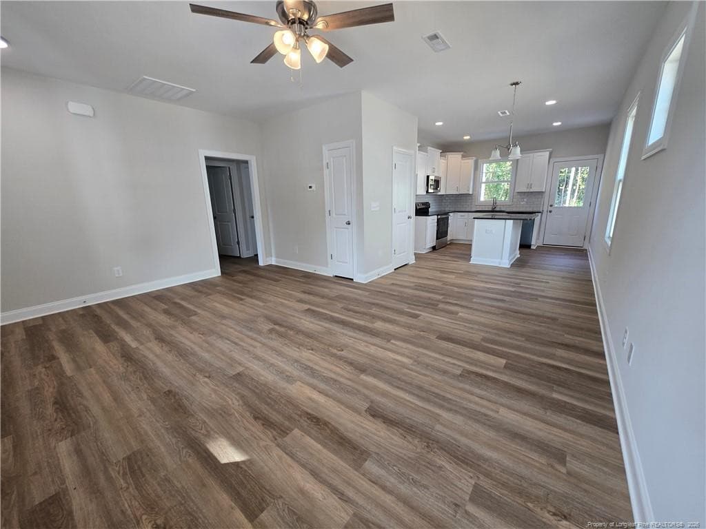Photo 6 - 200 Jenkins Street, Dunn, NC 28334, Dunn