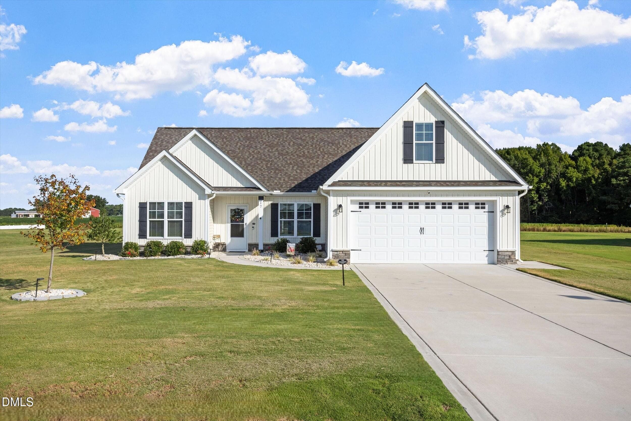 17 Tanseyleaf Drive, Smithfield, NC 27577