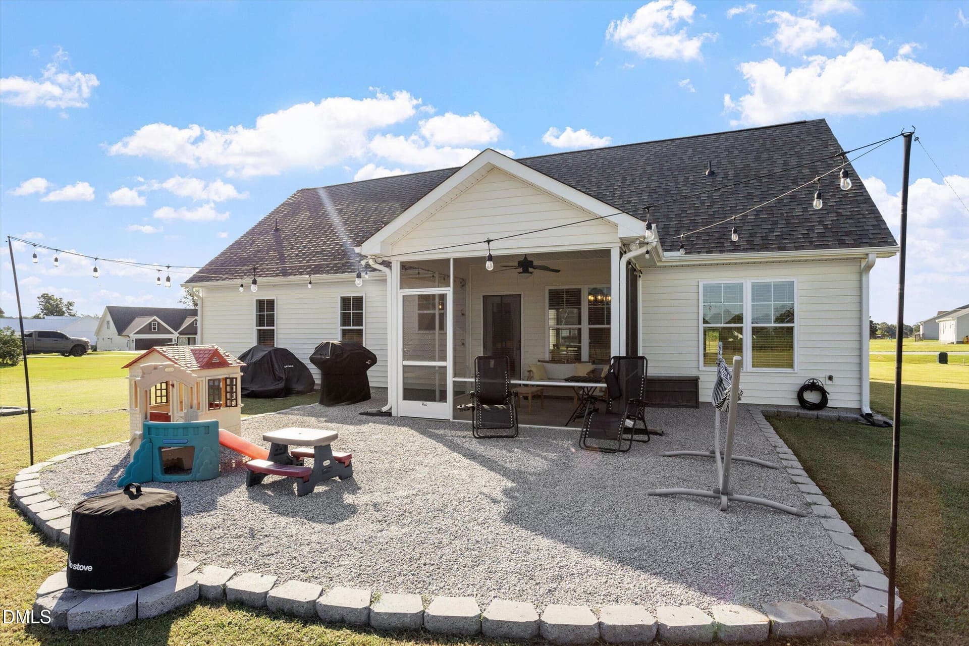 26-17 Tanseyleaf Dr [3414800]_09162026_2 - 17 Tanseyleaf Drive, Smithfield, NC 27577