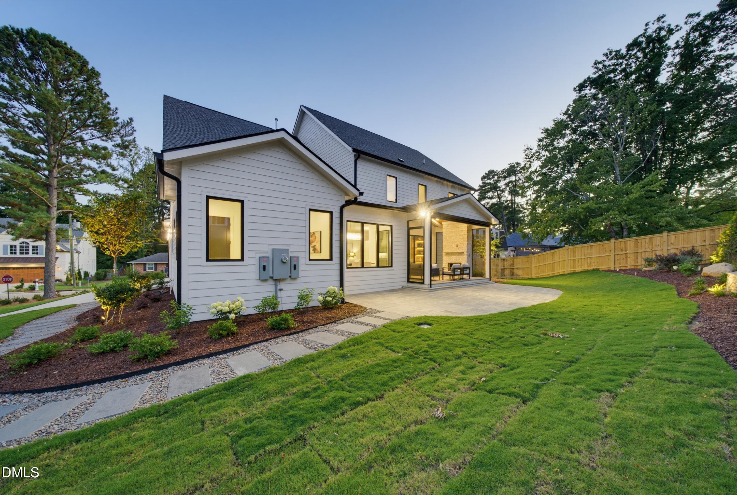 DSC00543 - 413 Pinecroft Drive, Raleigh, NC 27609