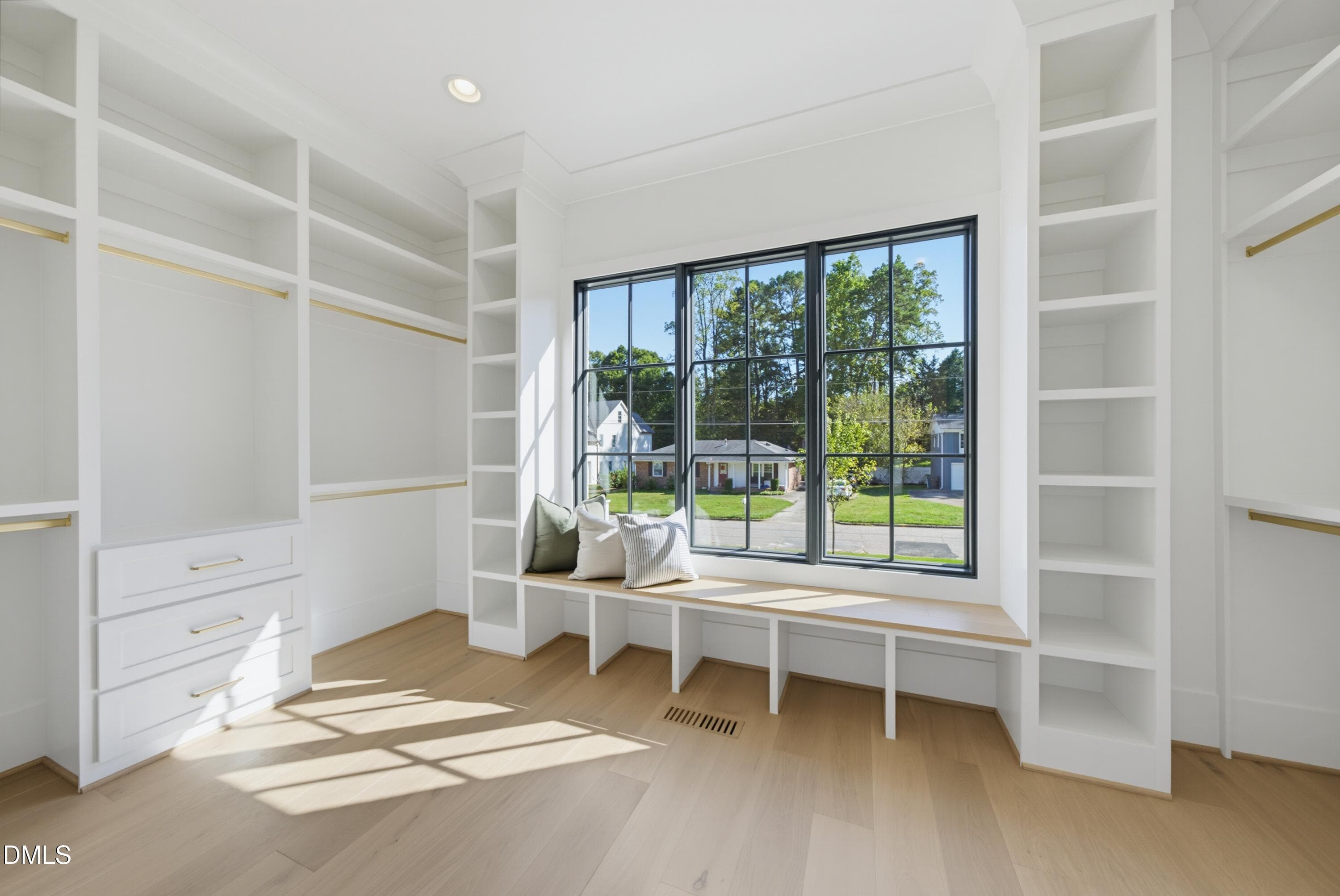 DSC09912 - 413 Pinecroft Drive, Raleigh, NC 27609