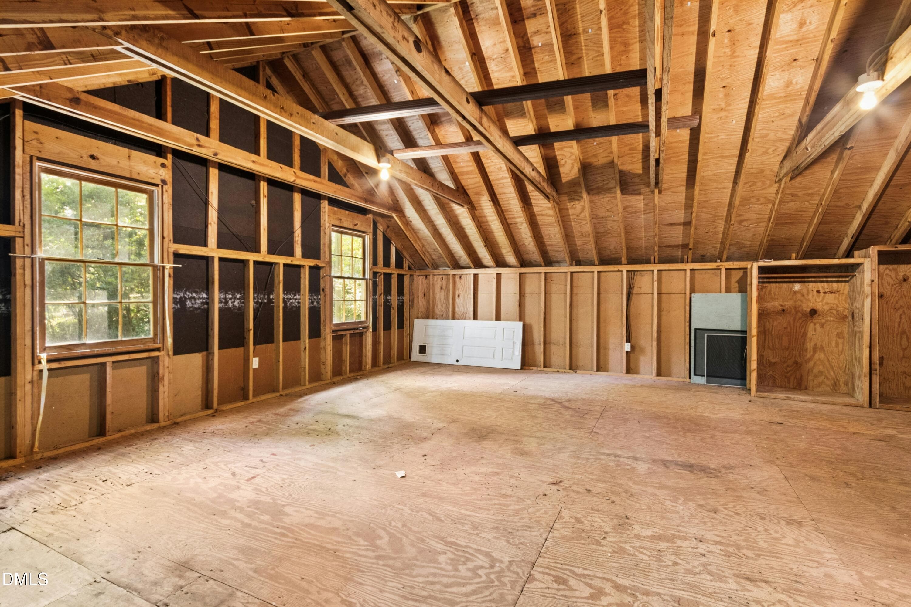Room above detached garage - 4609 Fernham Place, Raleigh, NC 27612
