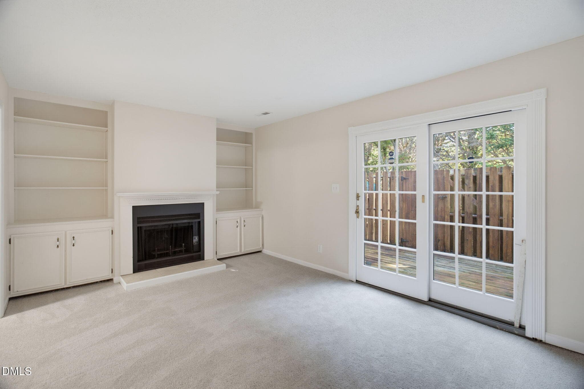 6-web-or-mls-2210 New Garden Rd-6 - 2210 New Garden Road 3620, Greensboro, NC 27410