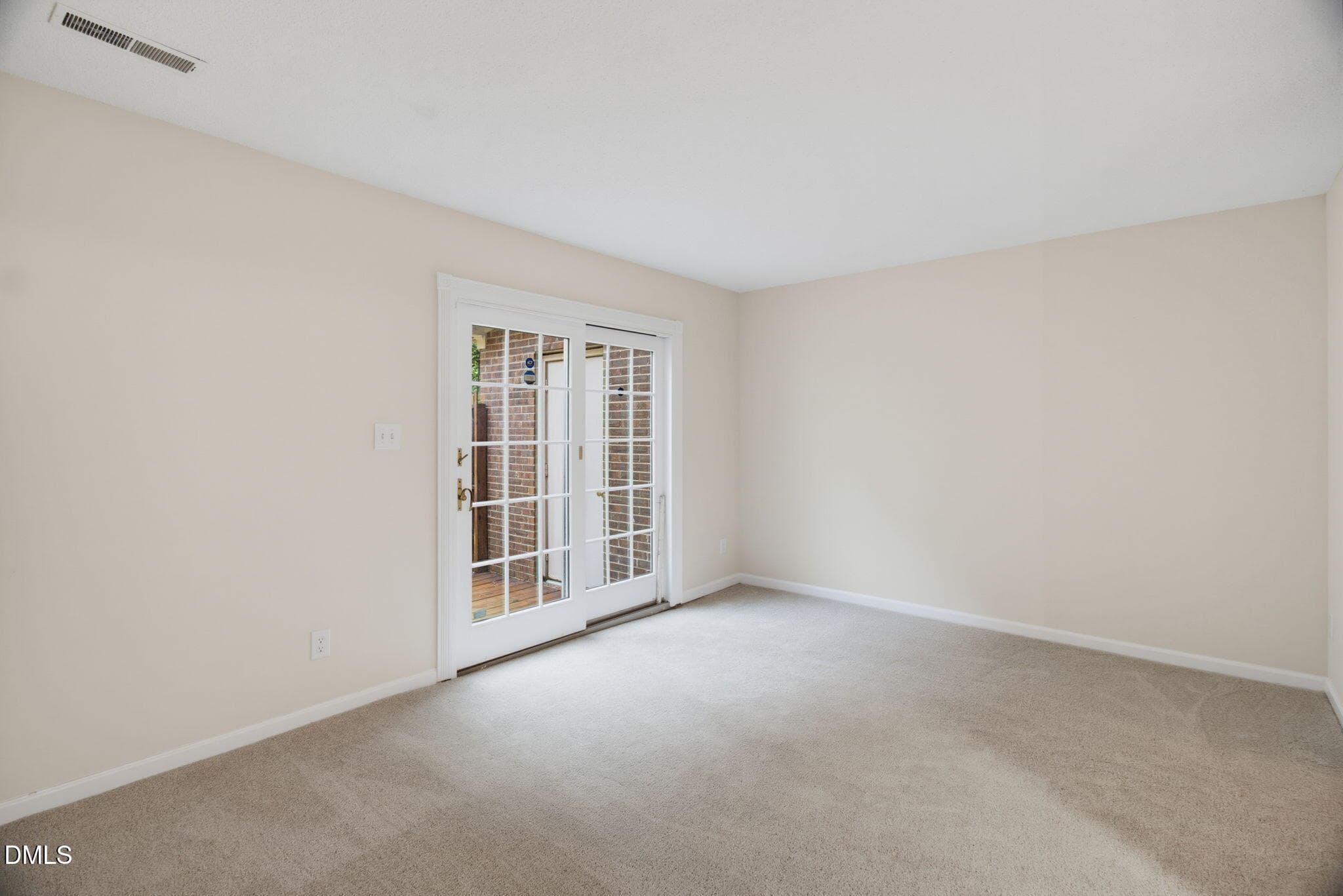 9-web-or-mls-2210 New Garden Rd-9 - 2210 New Garden Road 3620, Greensboro, NC 27410