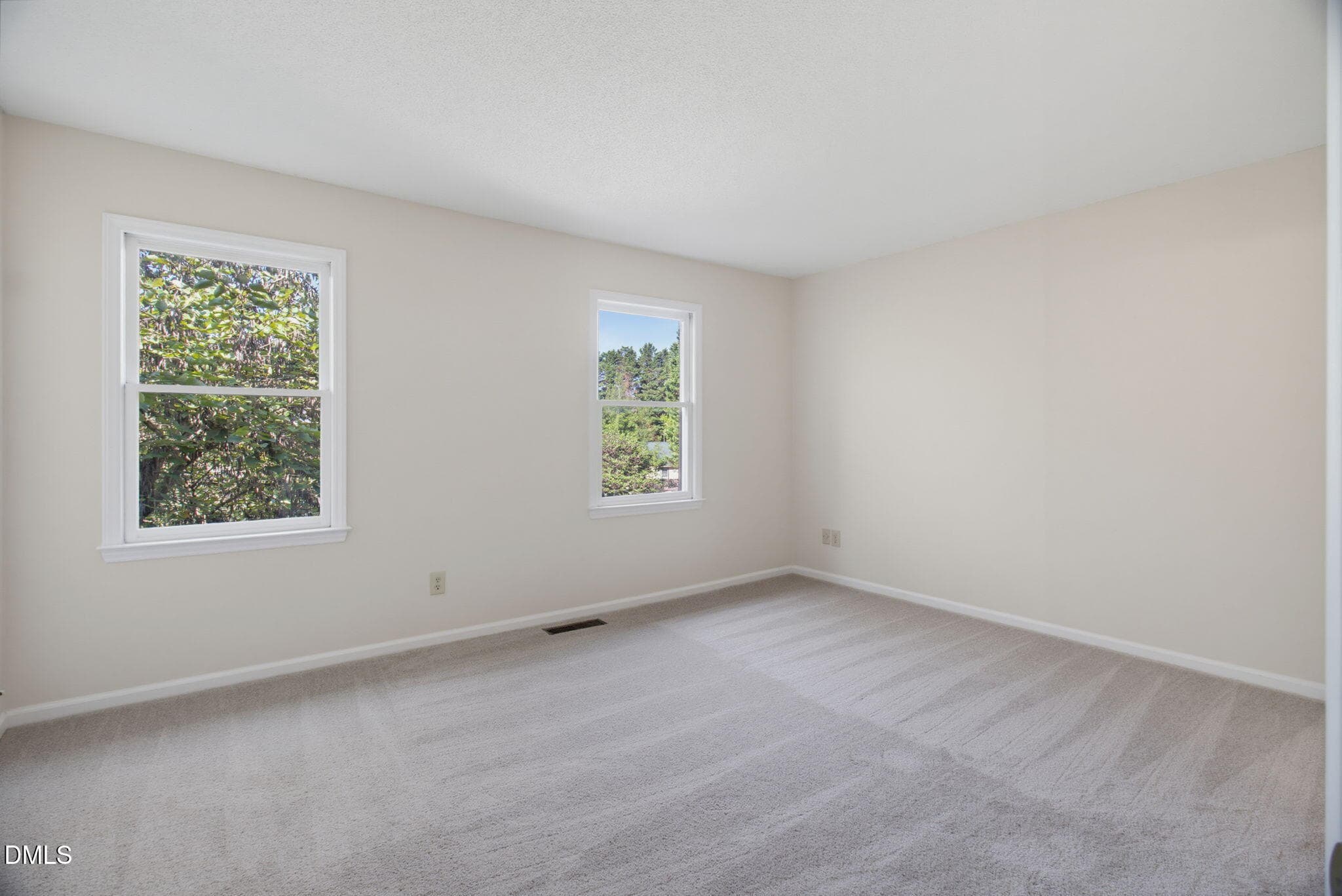 23-web-or-mls-2210 New Garden Rd-23 - 2210 New Garden Road 3620, Greensboro, NC 27410
