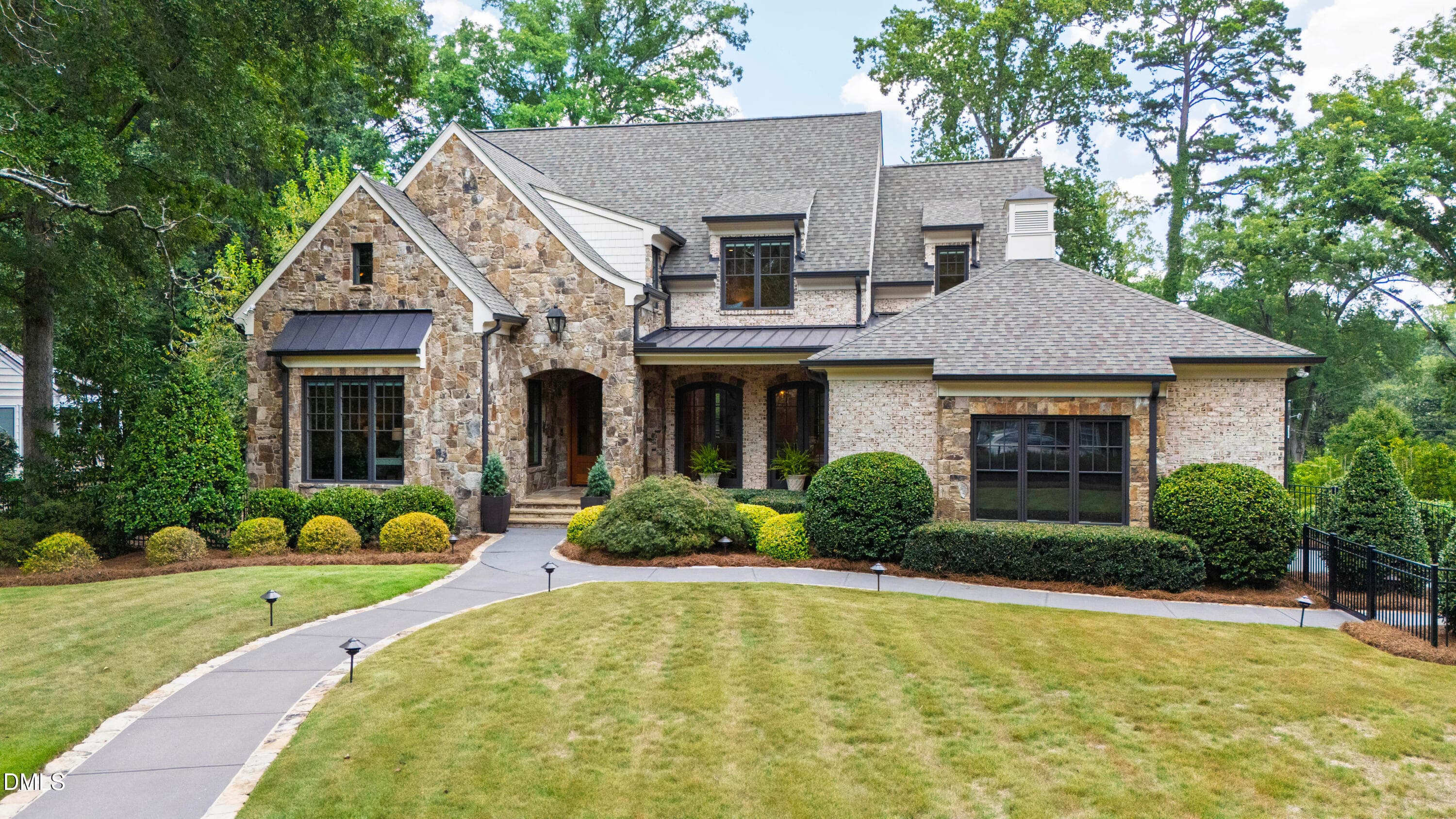 Lake Boone (1) - 906 Lake Boone Trail, Raleigh, NC 27607