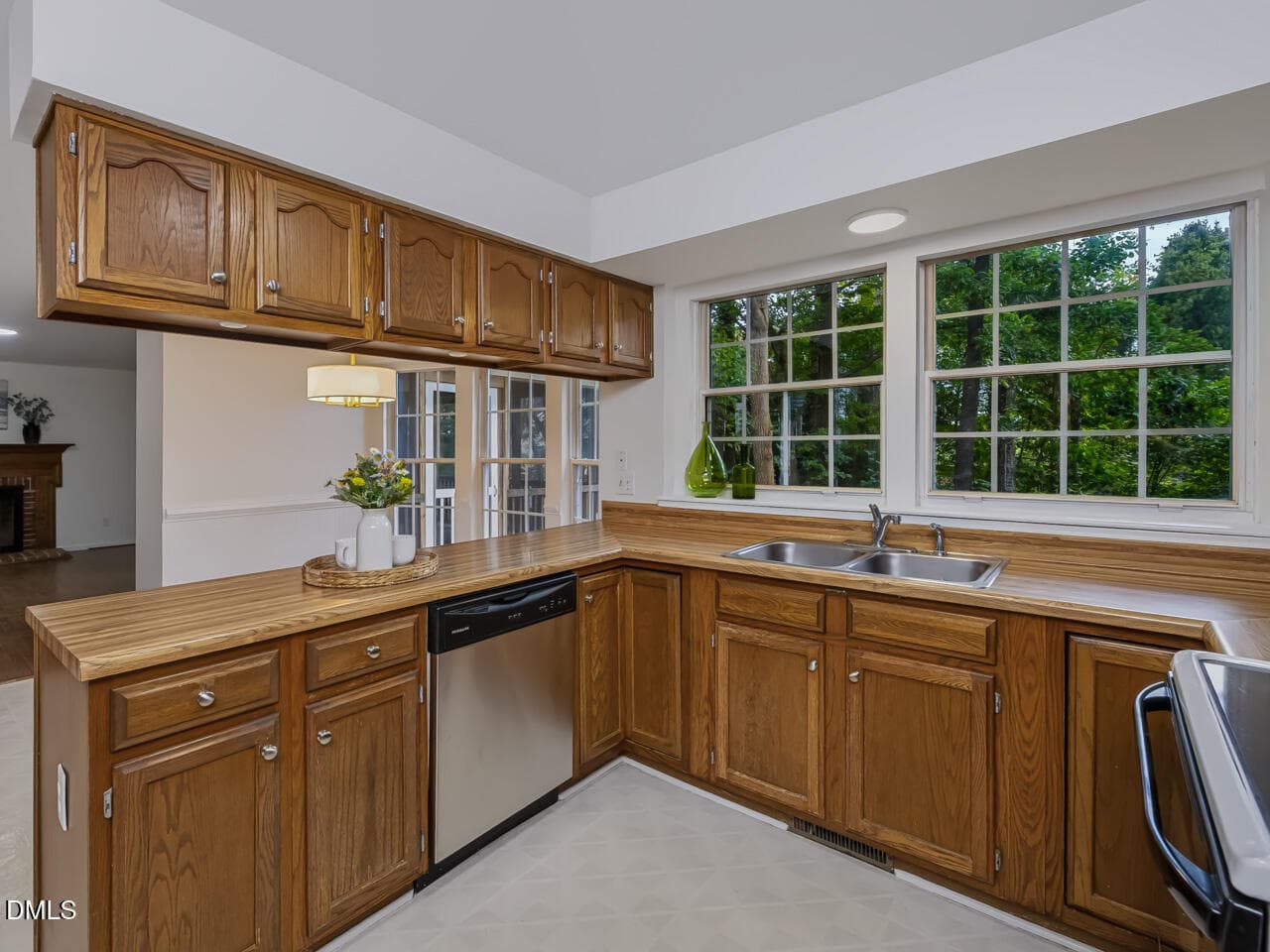 27-Kitchen - 106 Foscoe Lane, Cary, NC 27513