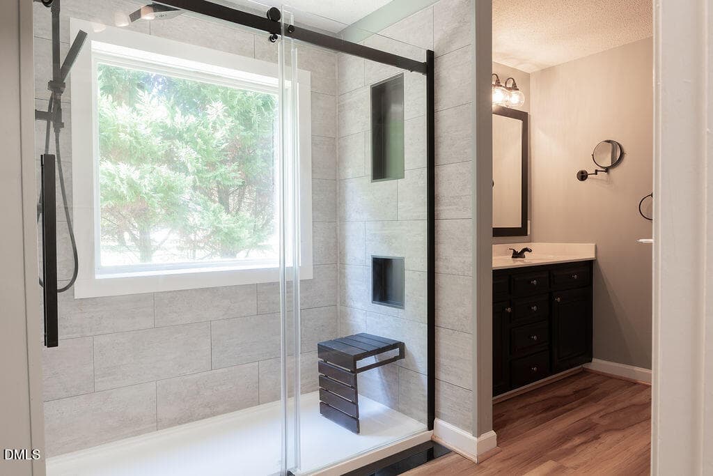 Primary Bathroom - 3199 Nc-55, Coats, NC 27521