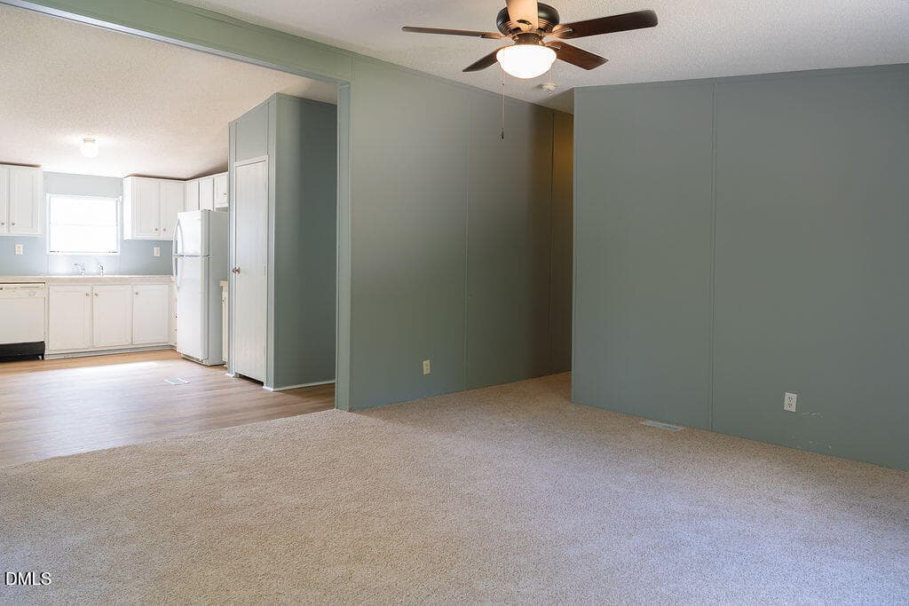 Living to Kitchen Space - 3199 Nc-55, Coats, NC 27521
