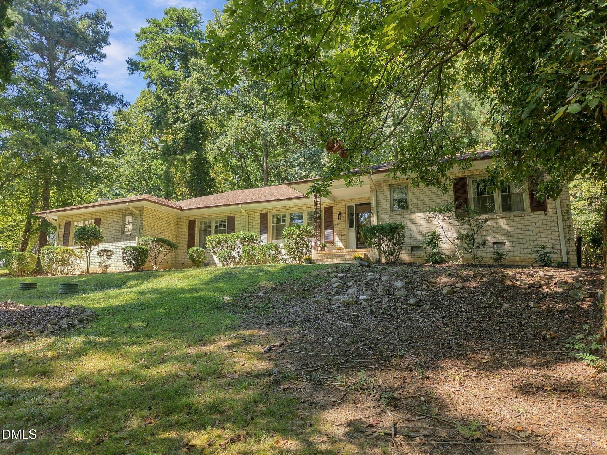 7-web-or-mls-DJI_20260916000534_0154_D - 932 Lystra Lane, Chapel Hill, NC 27517