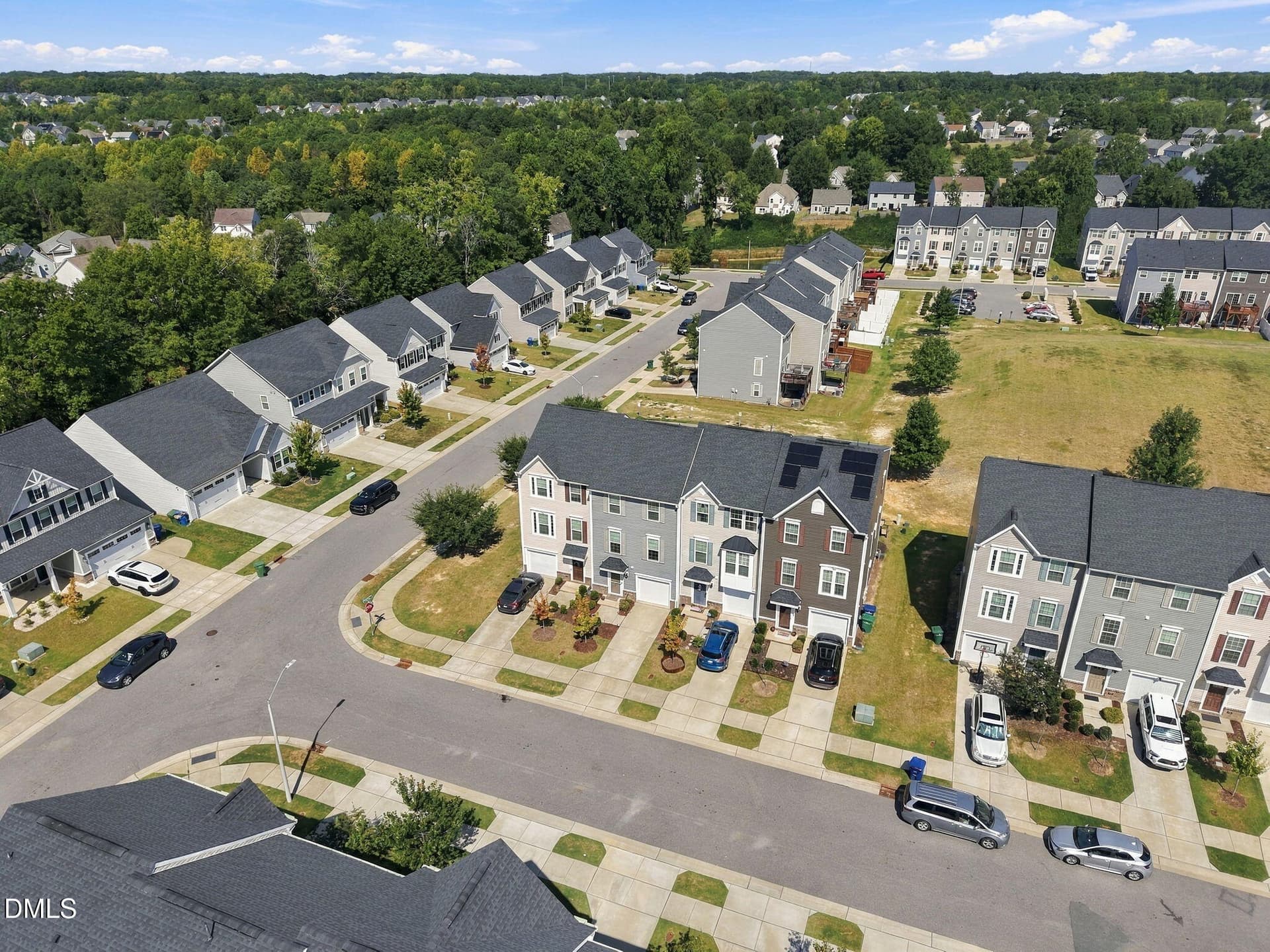 13-web-or-mls-DJI_20260915114248_0706_D - 524 Autumn Cure Court, Fuquay Varina, NC 27526