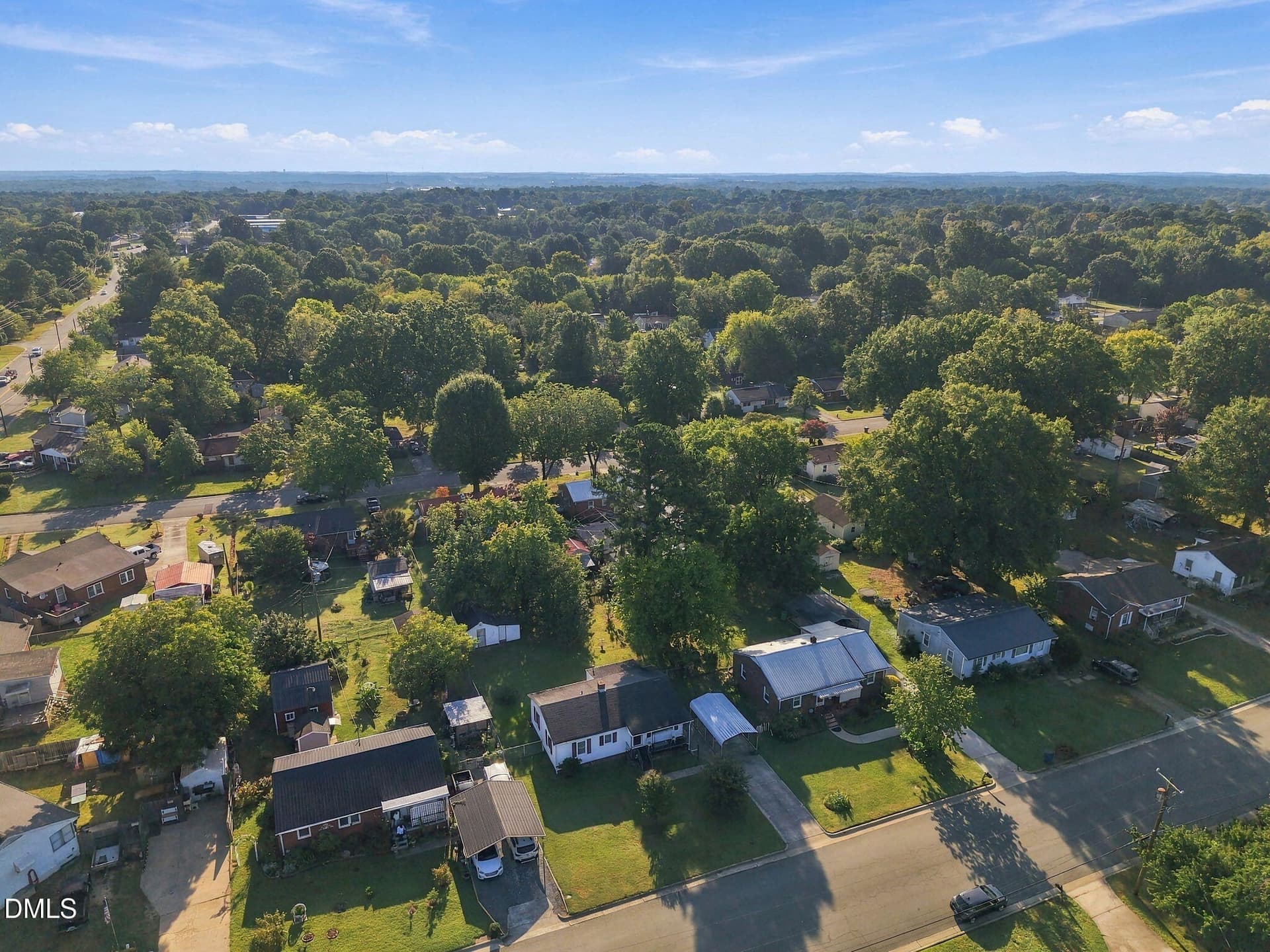 35-web-or-mls-DJI_20260916090746_0005_D - 607 Walker Avenue, Graham, NC 27253