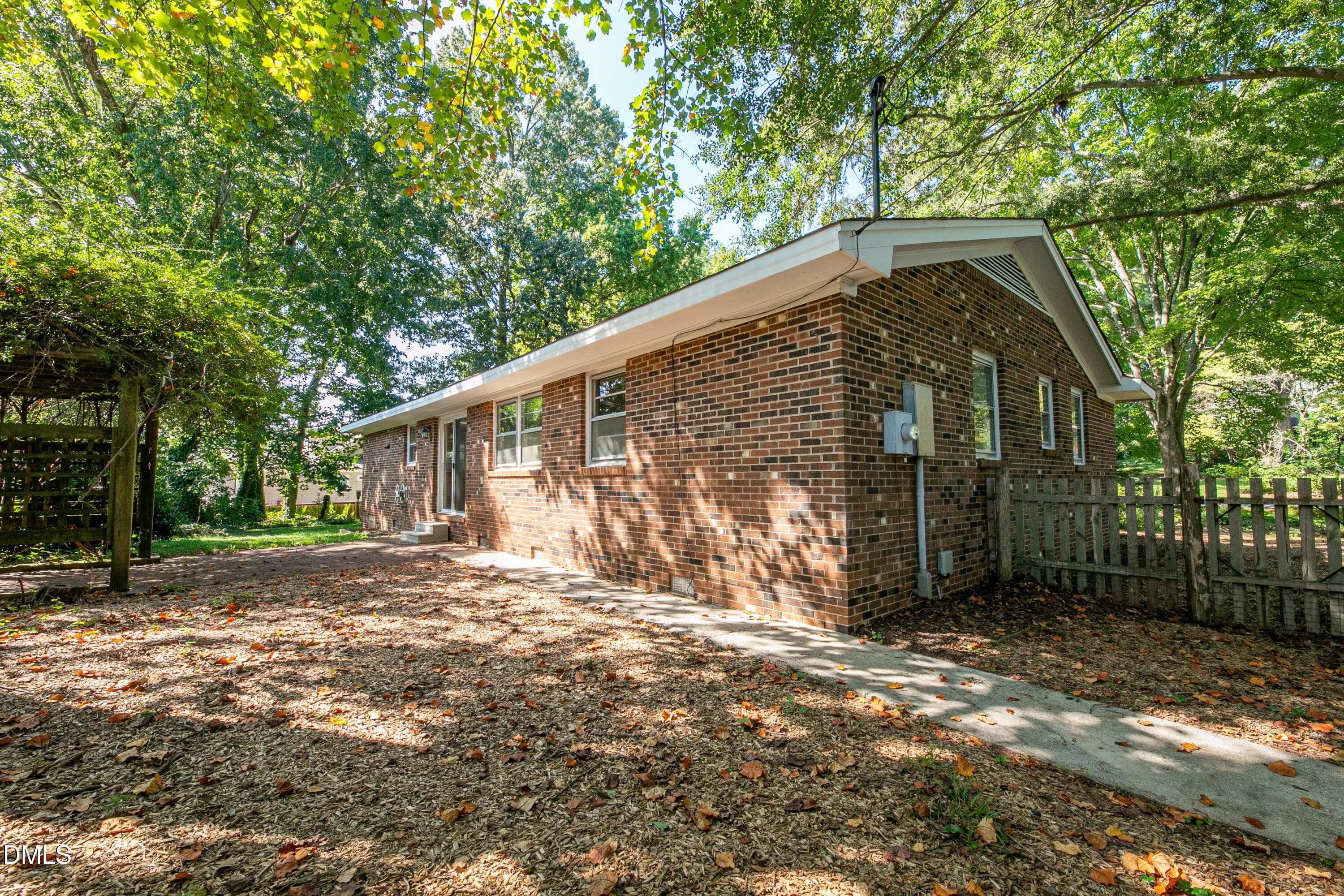 2E6A0371 (1) - 1308 Azalea Drive, Raleigh, NC 27607