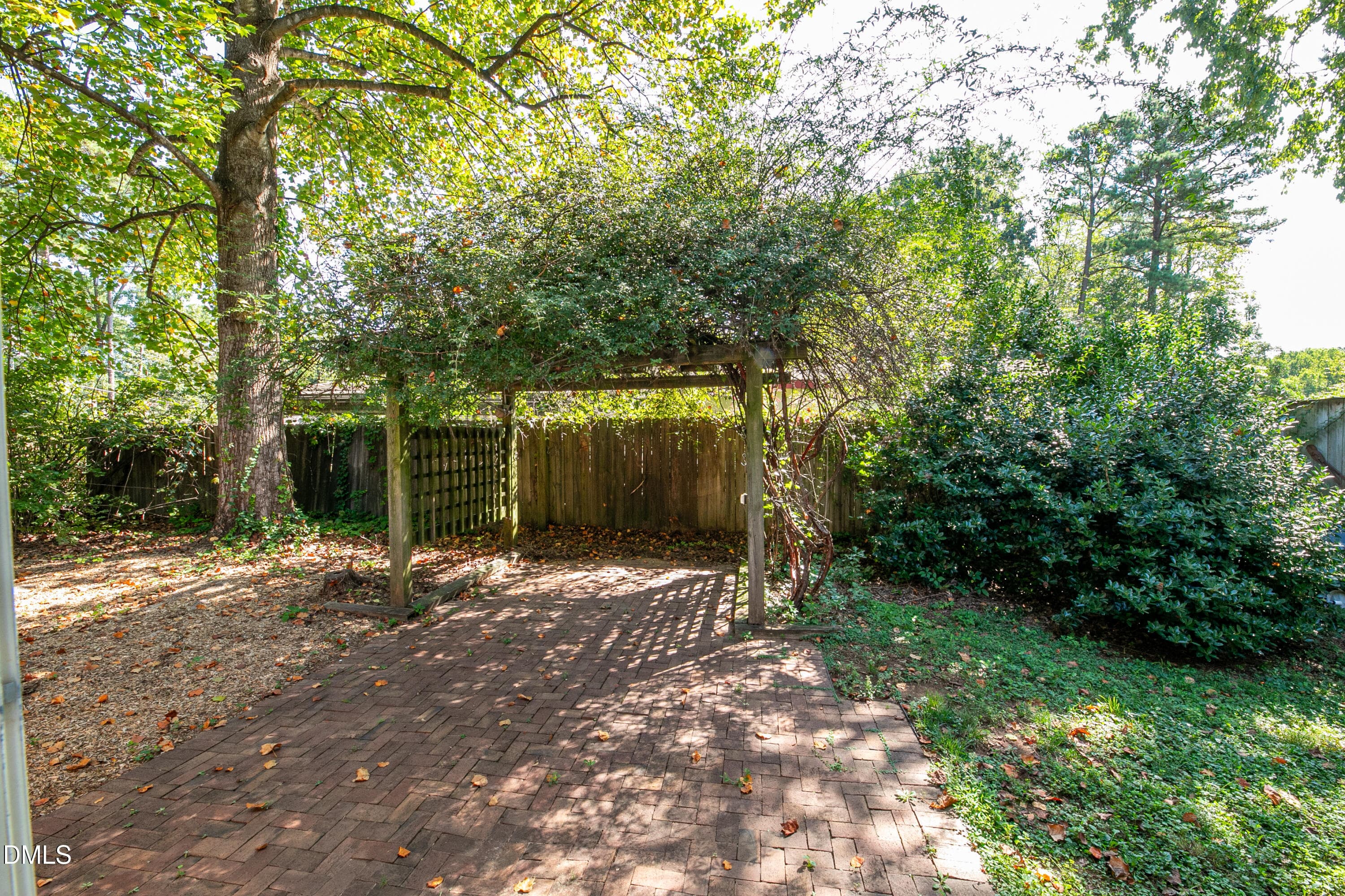 2E6A0336 - 1308 Azalea Drive, Raleigh, NC 27607