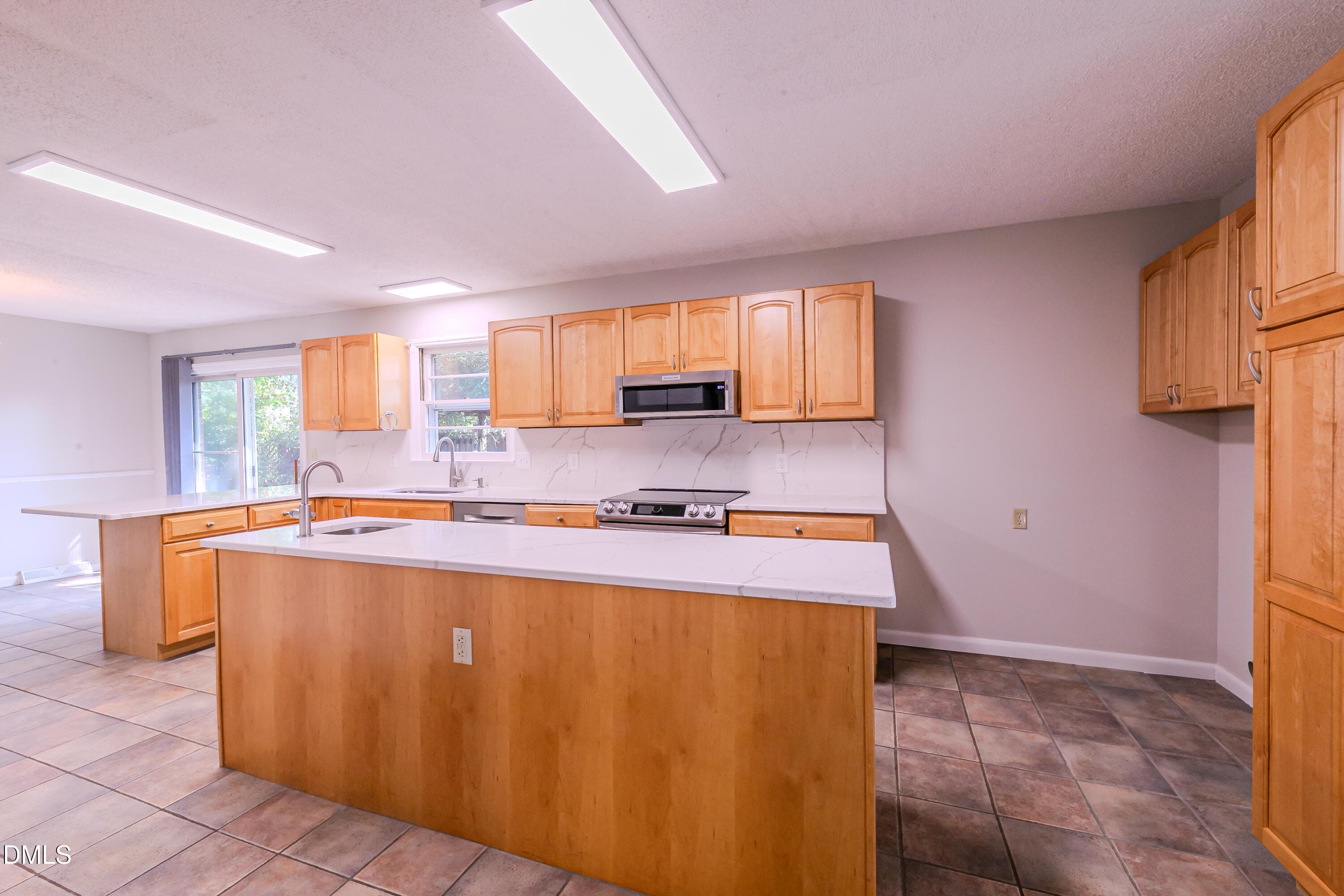 2E6A0261 (1) - 1308 Azalea Drive, Raleigh, NC 27607