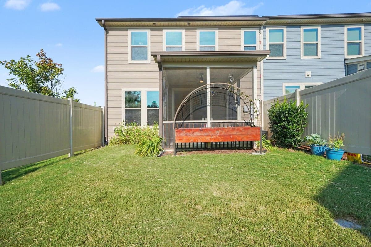 Screened porch, gardens - 1115 Lotus Lilly Drive, Durham, NC 27713