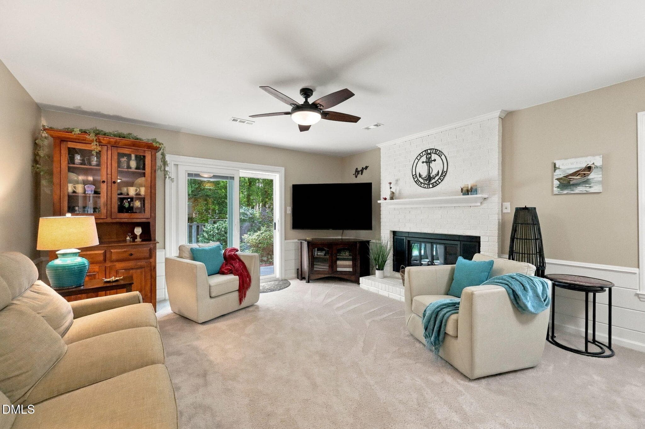 Family Room - 6412 Meadow View Drive, Raleigh, NC 27609