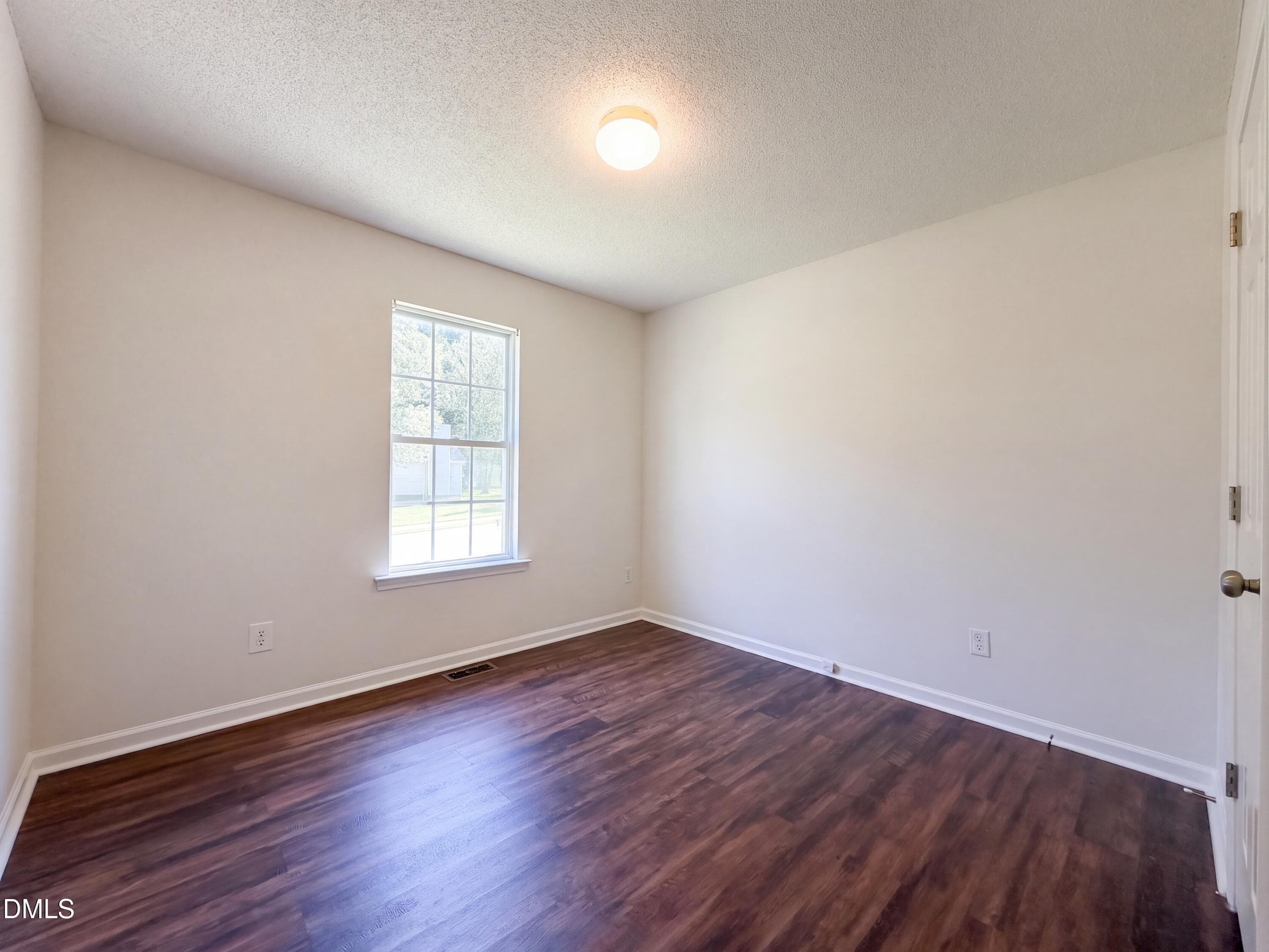 photo_11 - 301 Hocutt Drive, Clayton, NC 27520