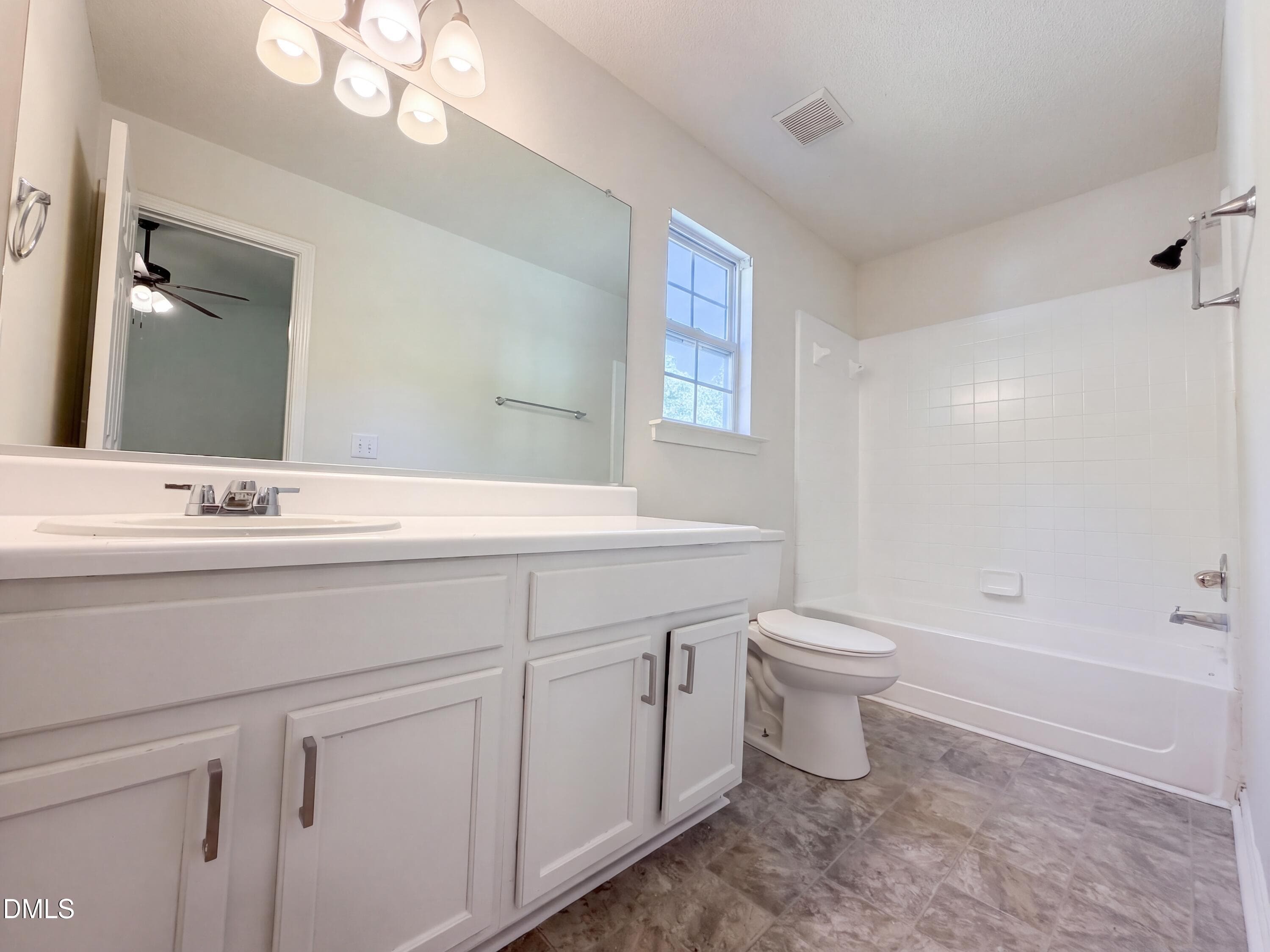 photo_14 - 301 Hocutt Drive, Clayton, NC 27520