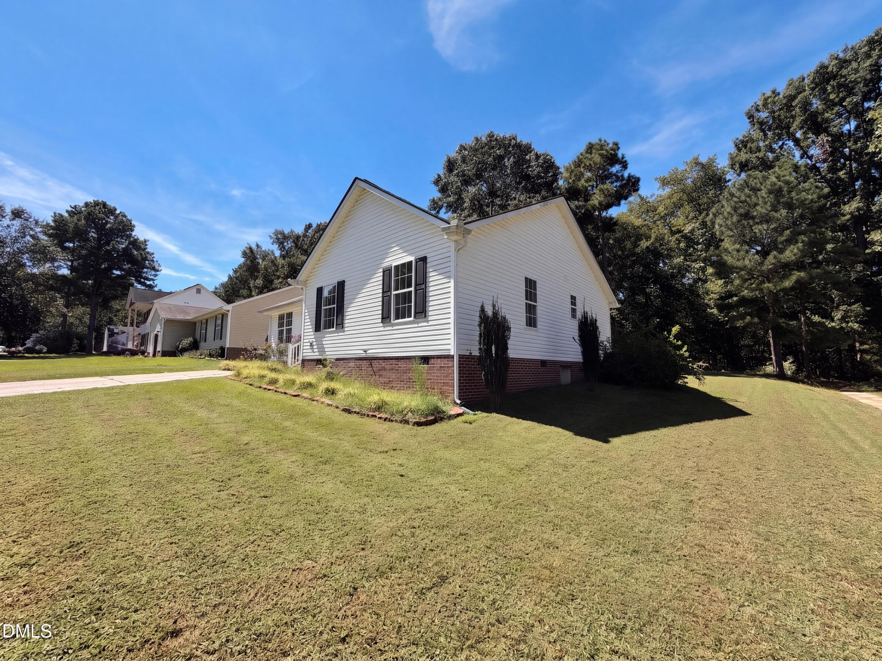 photo_17 - 301 Hocutt Drive, Clayton, NC 27520