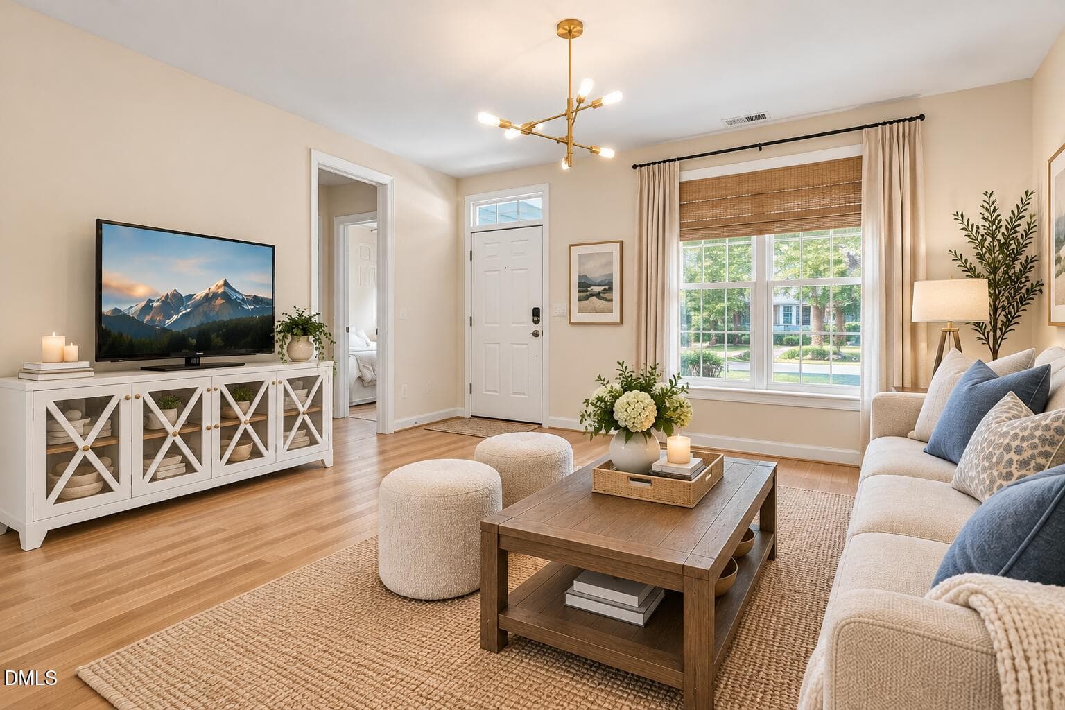 Virtually enhanced Livingroom - 805 E Jones Street, Raleigh, NC 27601