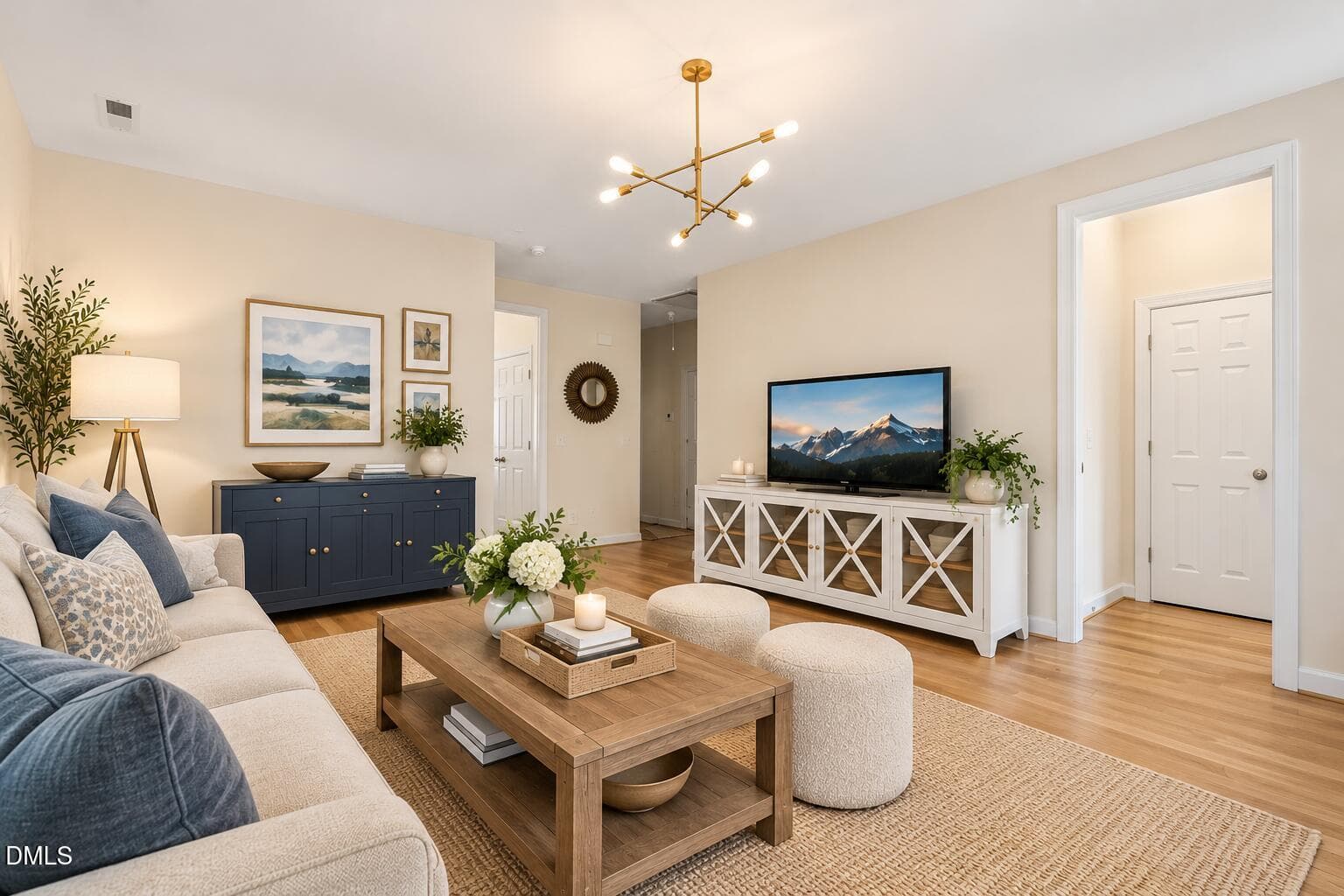 Virtually enhanced Livingroom - 805 E Jones Street, Raleigh, NC 27601