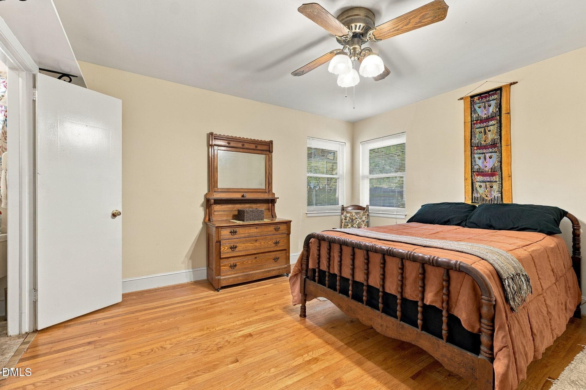 15 14-web-or-mls-_2356271 - 505 Paris Street, Graham, NC 27253