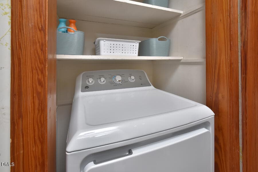 Laundry - 108 S Elm Street, Creedmoor, NC 27522, Creedmoor