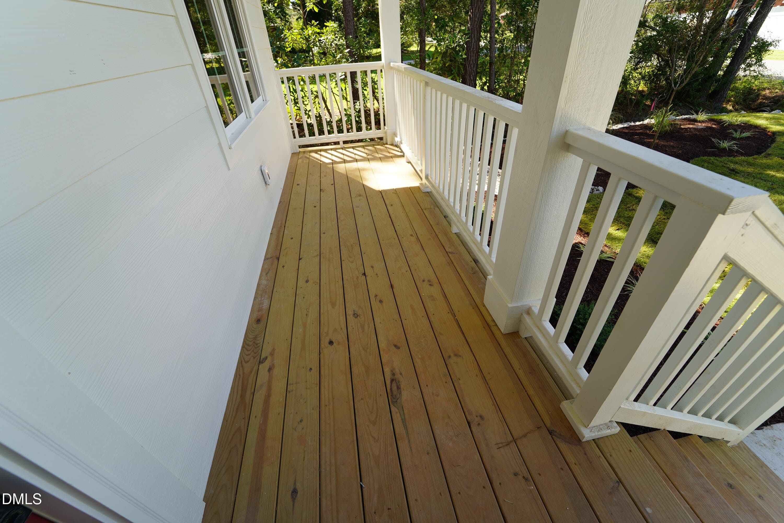 DSC08742 - 209 W Franklin Street, Zebulon, NC 27597