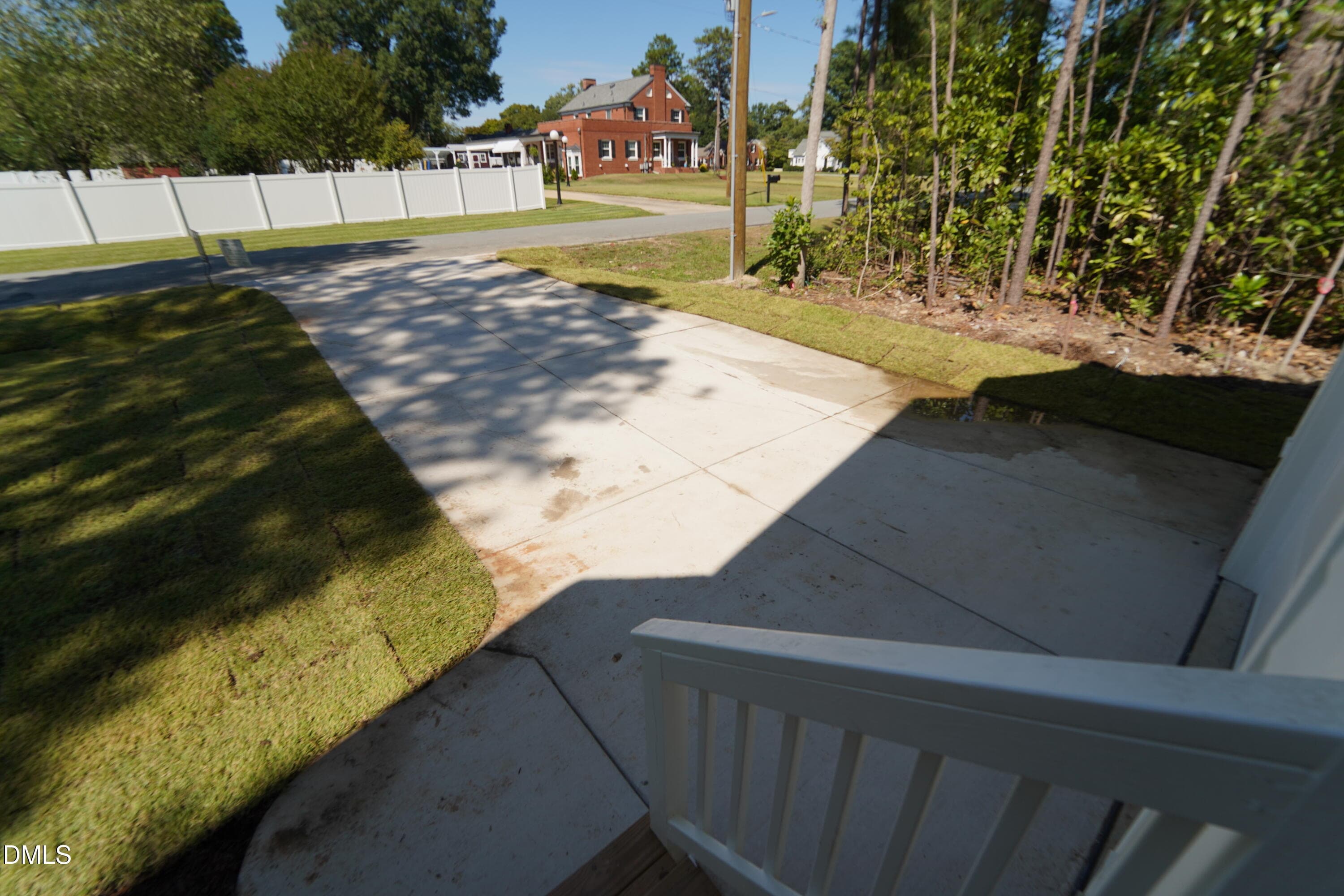 DSC08744 - 209 W Franklin Street, Zebulon, NC 27597