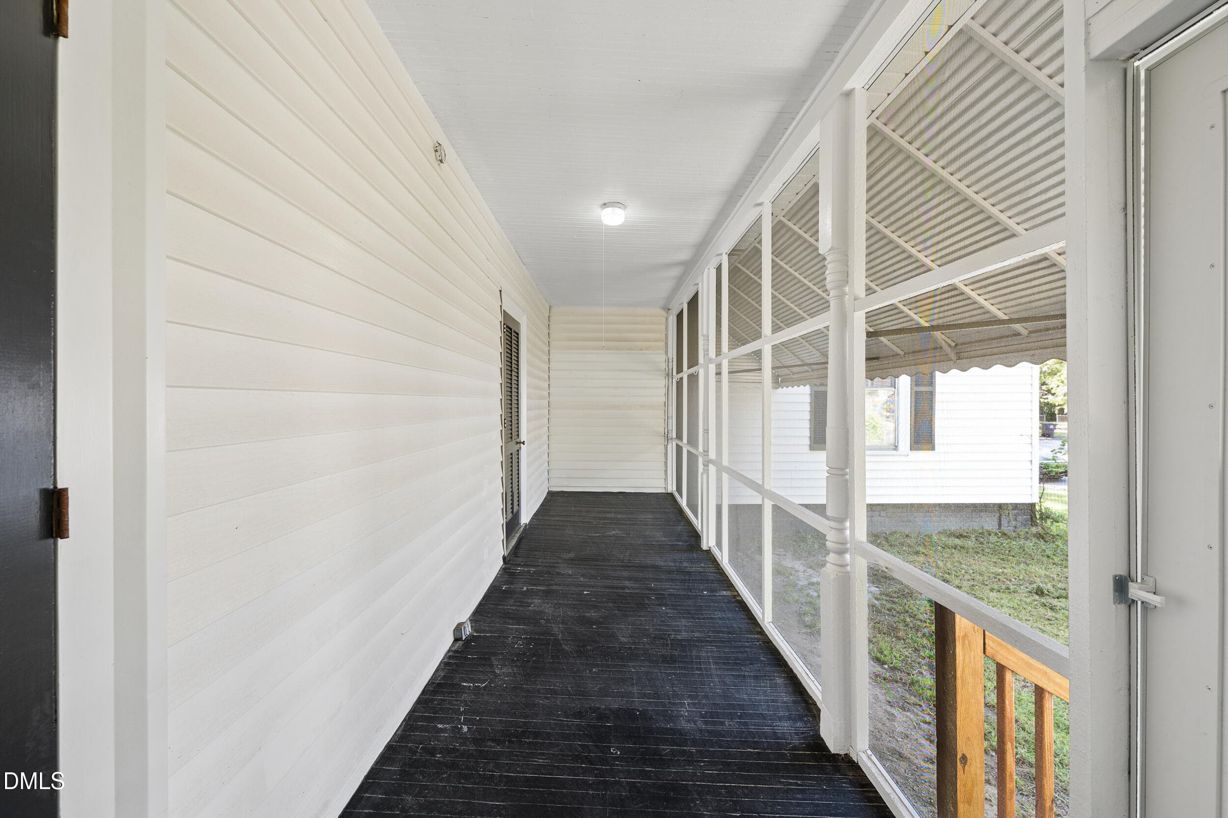 Side Porch - 412 W Walnut Street, Tarboro, NC 27886
