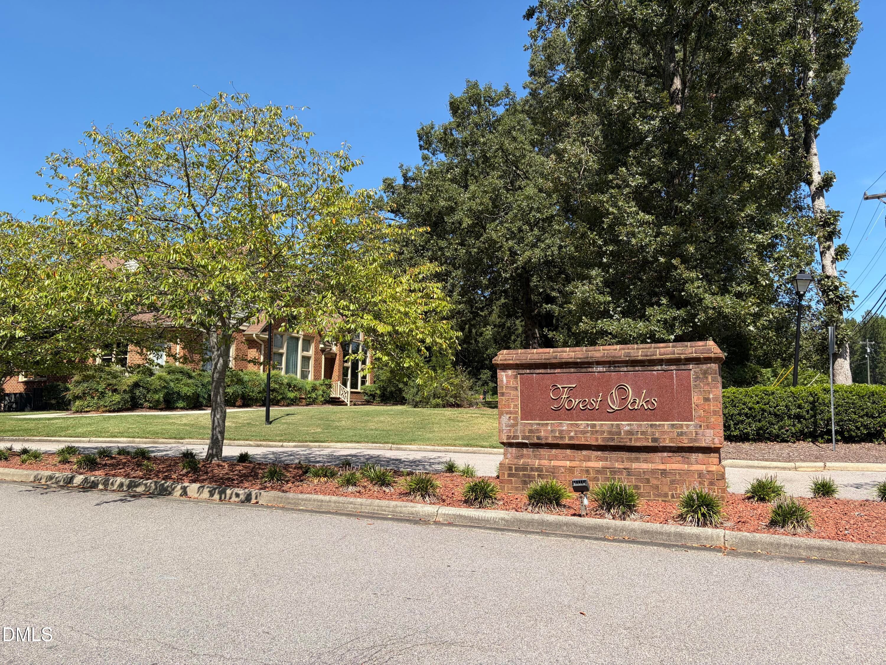 IMG_7076 - 55 Forest Oaks Drive, Durham, NC 27705