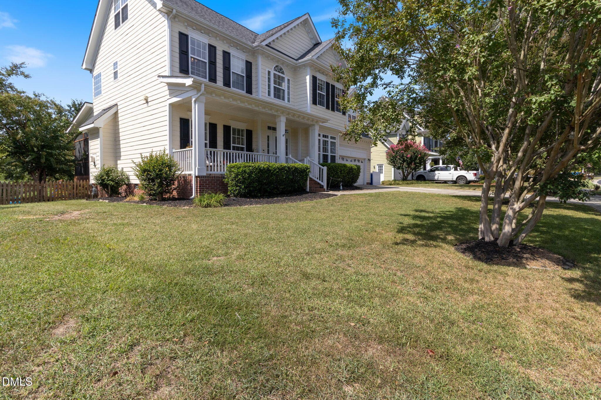 5-web-or-mls-IMG_0342 - 2009 Rosebriar Lane, Fuquay Varina, NC 27526