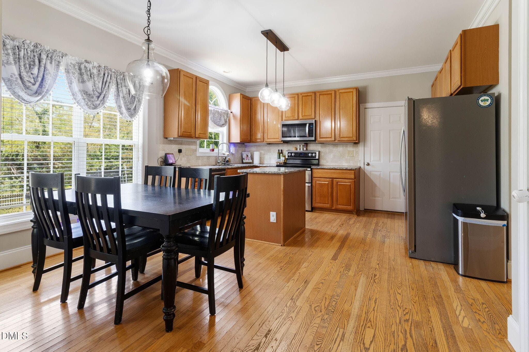 18-web-or-mls-IMG_0230RE - 2009 Rosebriar Lane, Fuquay Varina, NC 27526