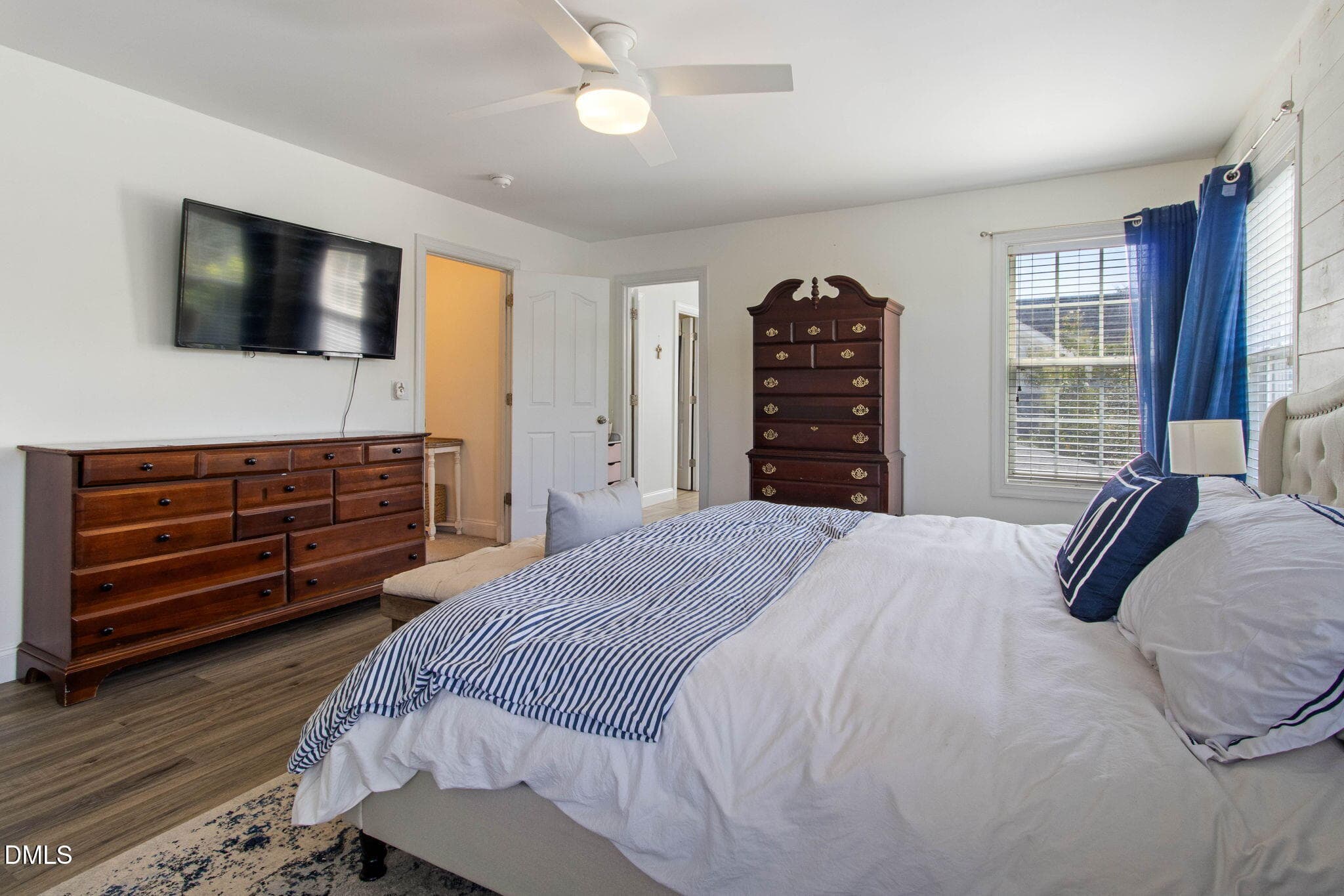 29-web-or-mls-IMG_0266Re - 2009 Rosebriar Lane, Fuquay Varina, NC 27526