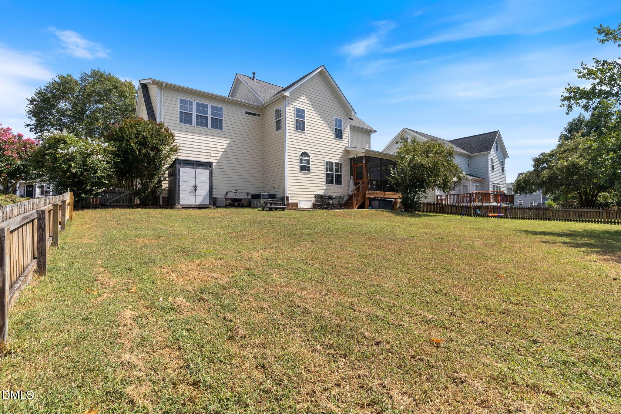 53-web-or-mls-IMG_0336 - 2009 Rosebriar Lane, Fuquay Varina, NC 27526