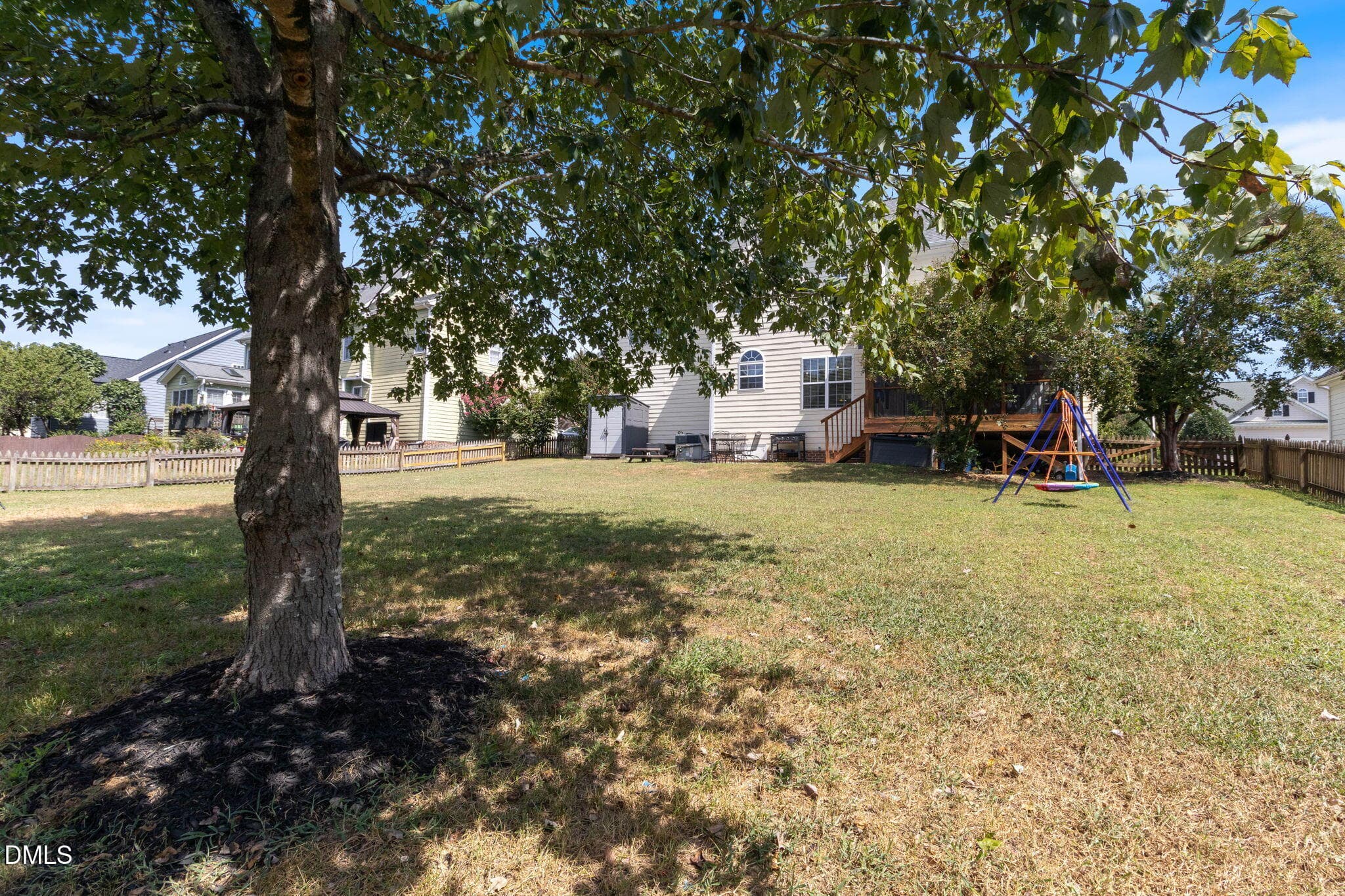 54-web-or-mls-IMG_0339 - 2009 Rosebriar Lane, Fuquay Varina, NC 27526
