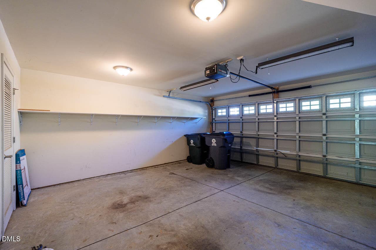 Garage - 255 Bally Shannon Way, Apex, NC 27539