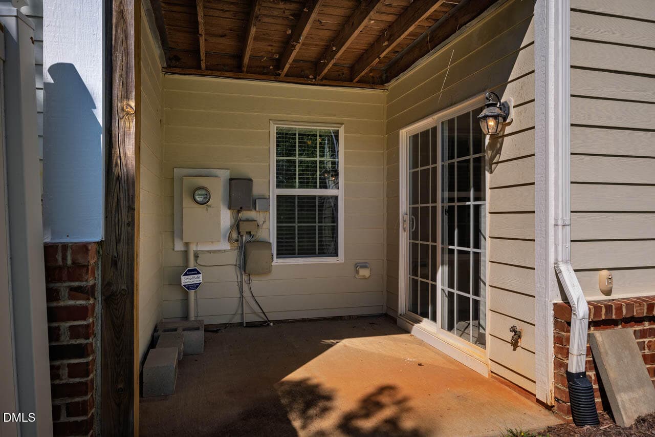 Deck - 255 Bally Shannon Way, Apex, NC 27539