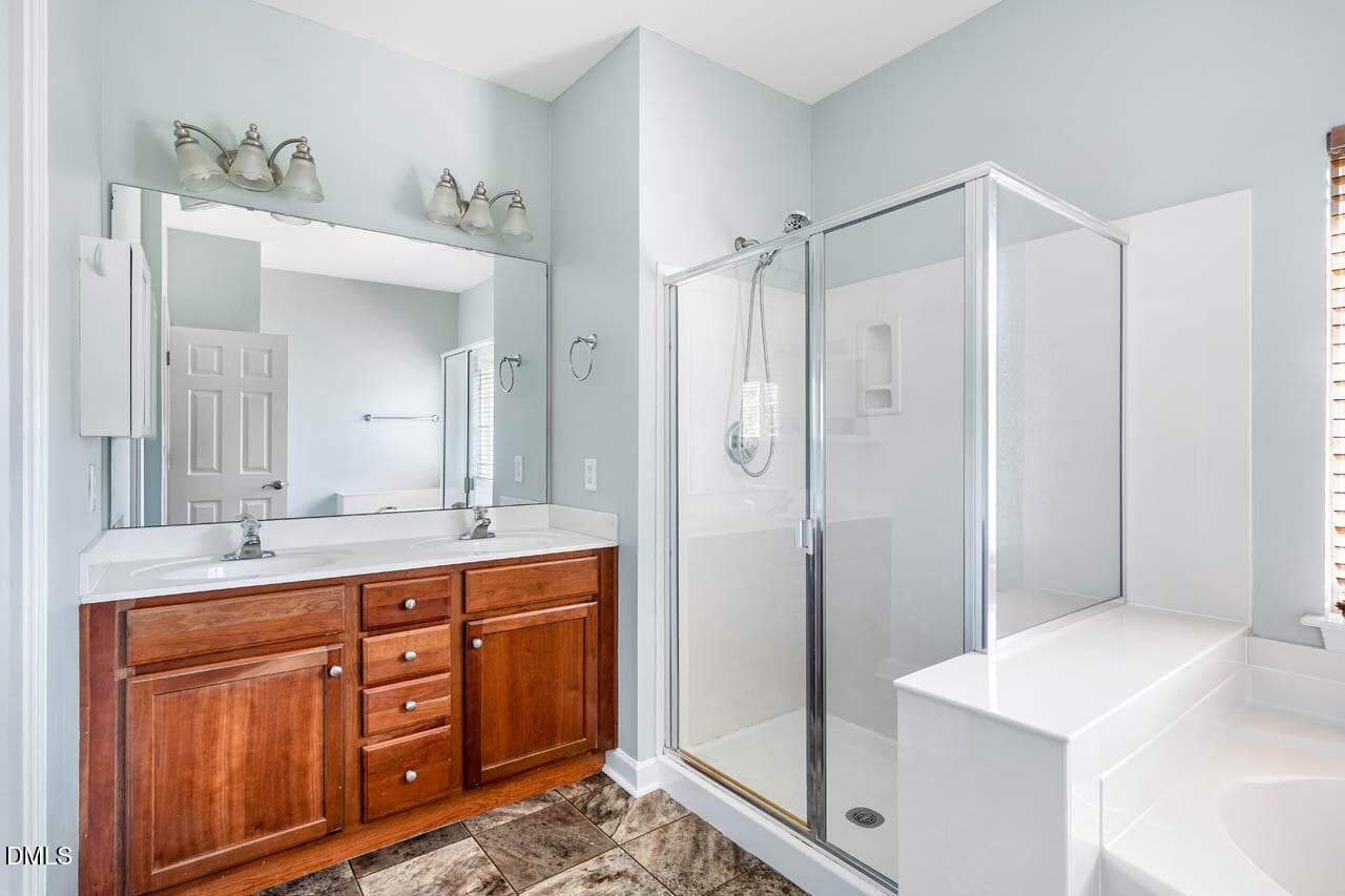 Master Bathroom - 255 Bally Shannon Way, Apex, NC 27539