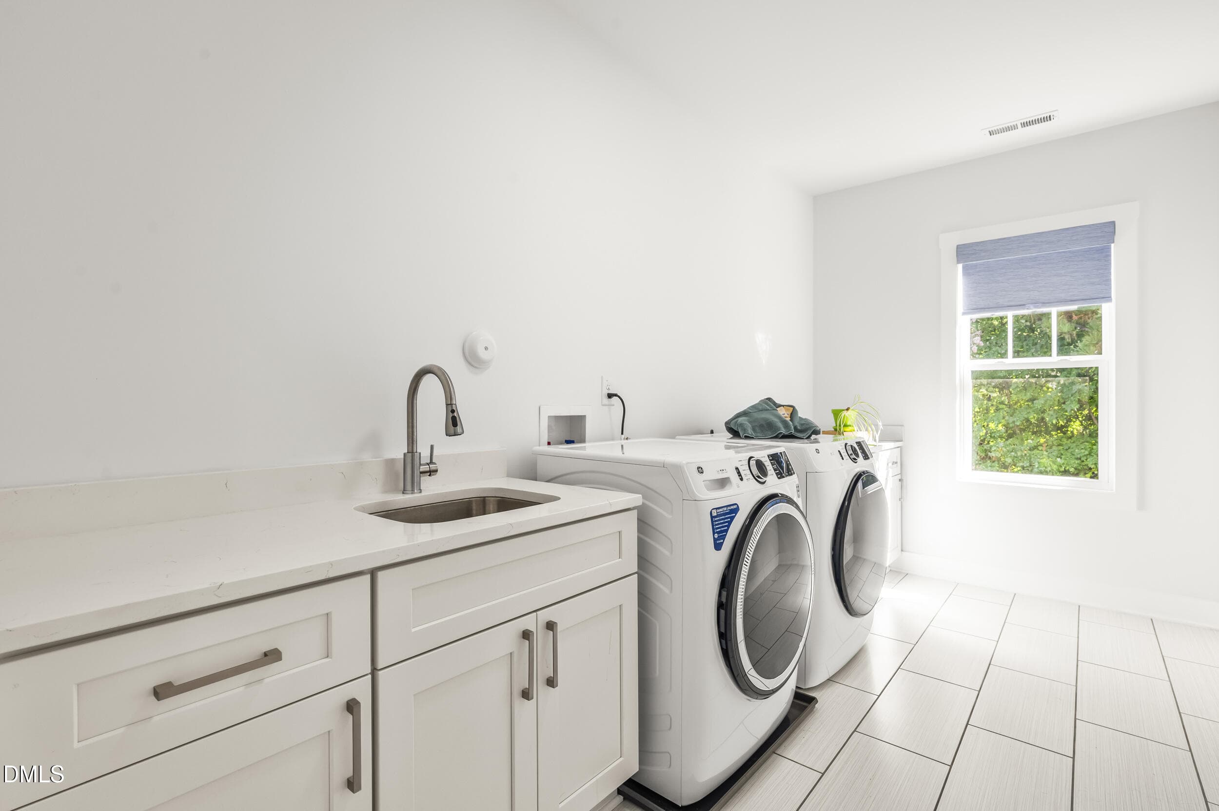 Laundry Room - Upstairs - 529 Kings Lake Way, Durham, NC 27703