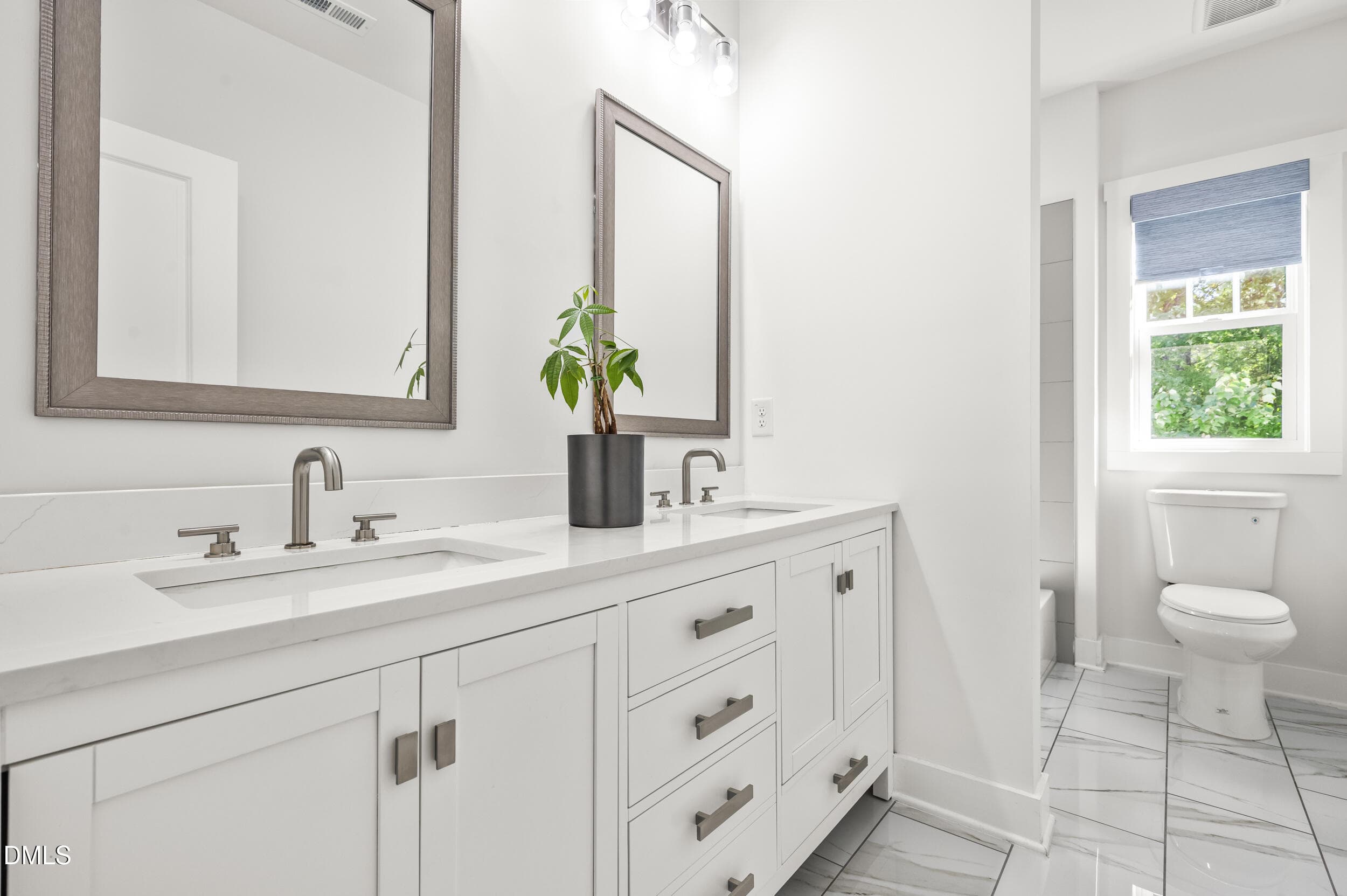 Upstairs Bathroom - 529 Kings Lake Way, Durham, NC 27703